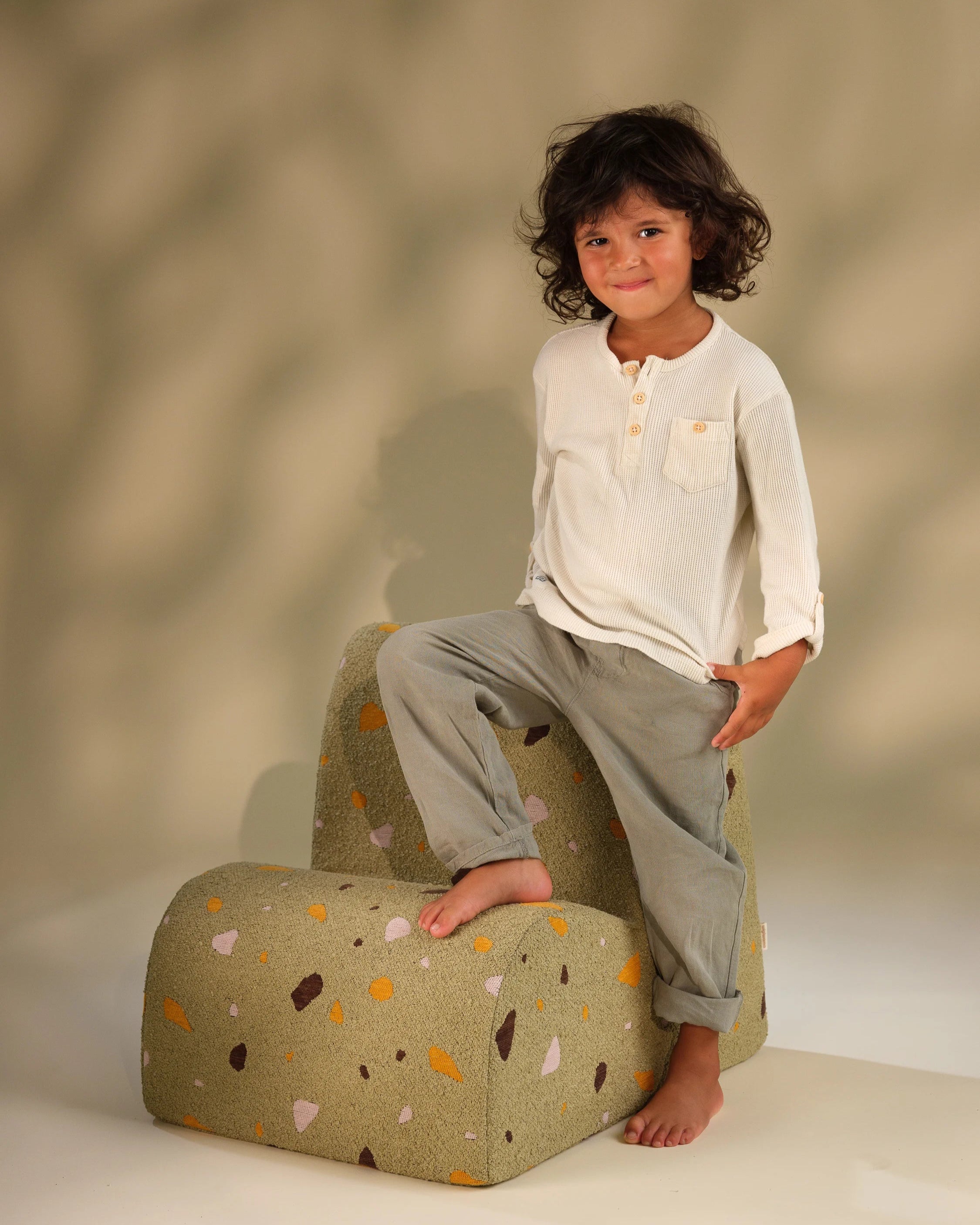 wigiwama-terrazzo-moss-cloud-chair-kinder-loungesessel-wolke image 2