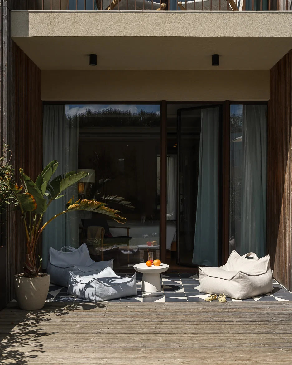 wigiwama-azure-outdoor-sitzsack-wetterfest image 7