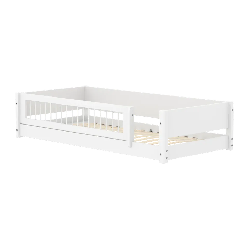 flexa-white-montessori-bett-mit-absturzsicherung-und-crossbars-90x200-cm-wei image 1