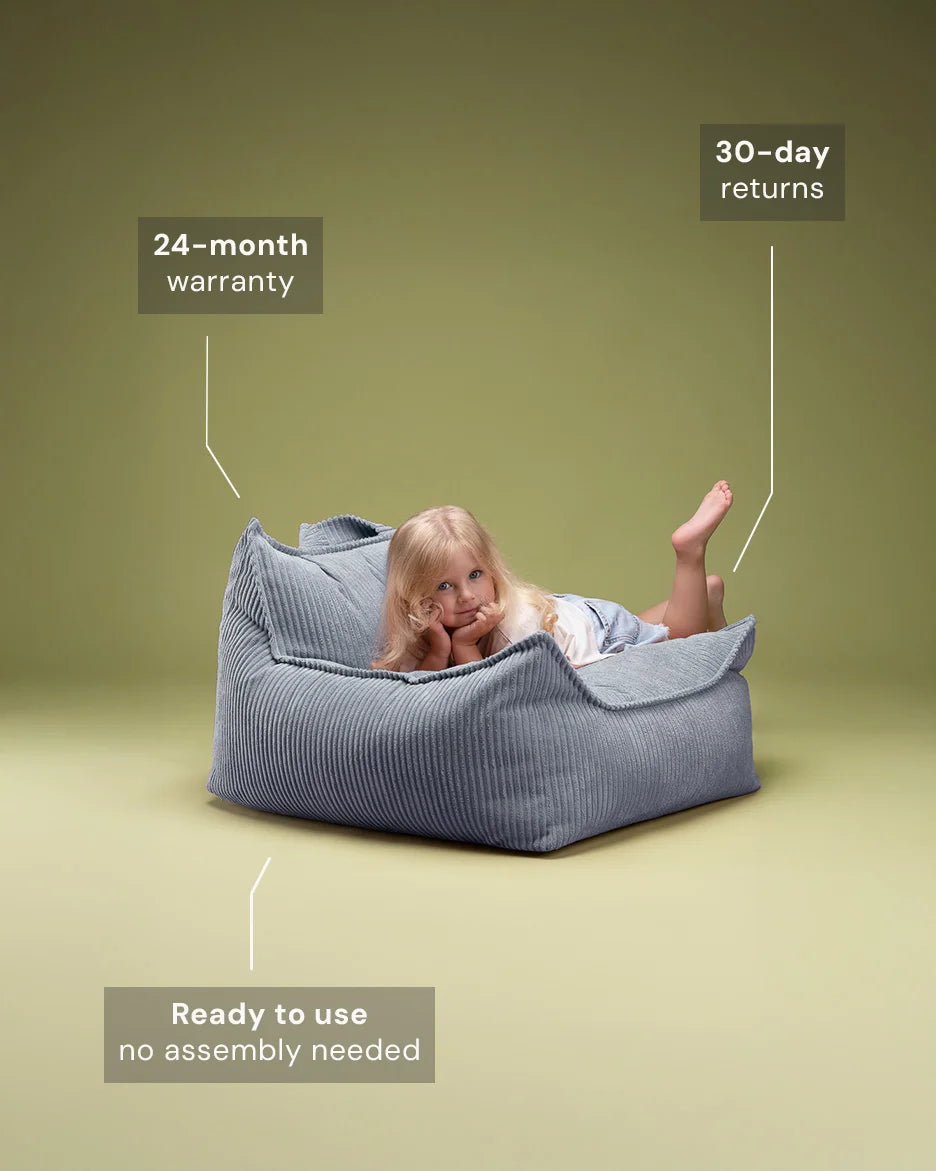 wigiwama-blueberry-blue-sitzsack-original-beanbag-kindersessel-breitcord image 8