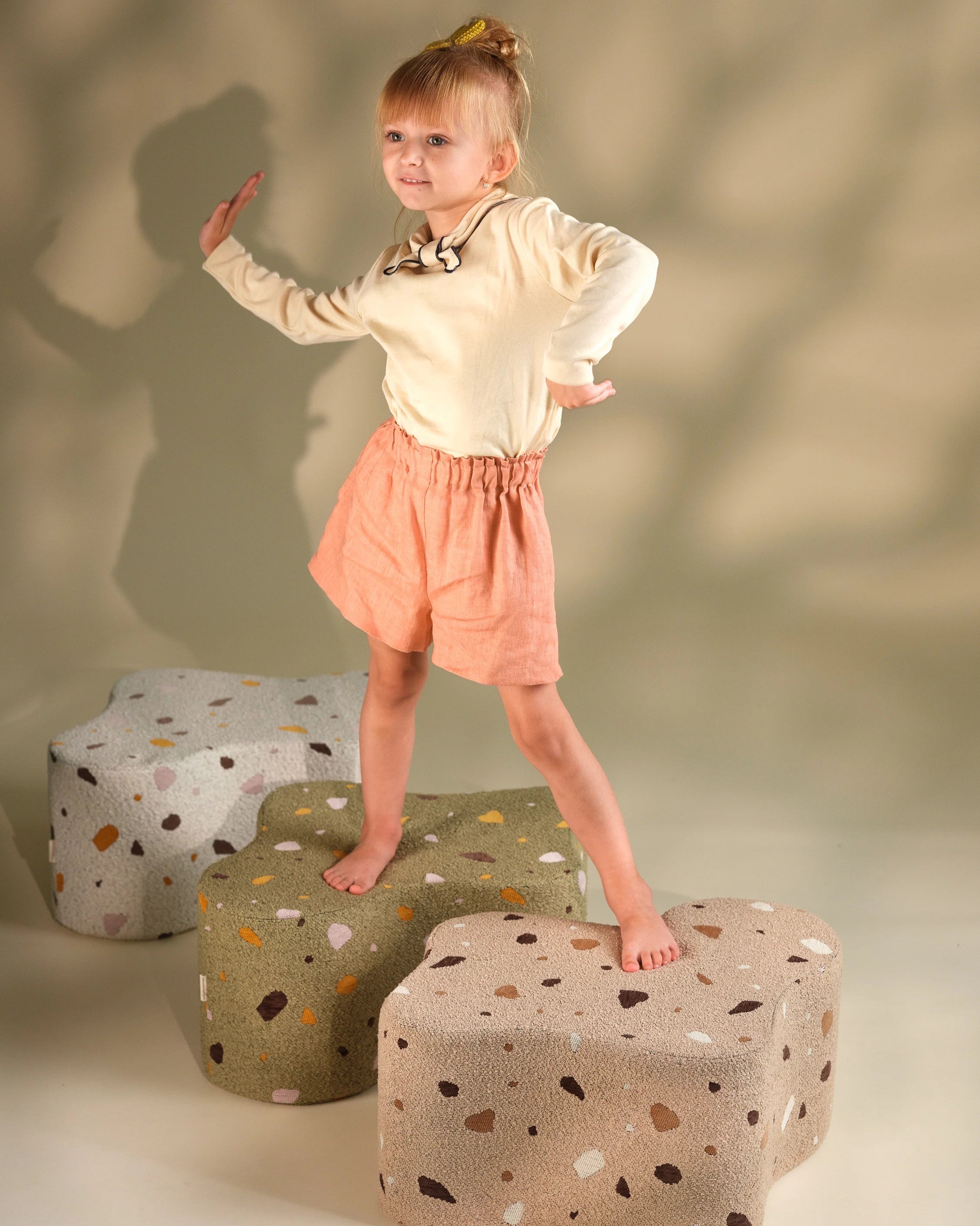 wigiwama-terrazzo-sand-wolkenpouffe-cloud-pouf image 7