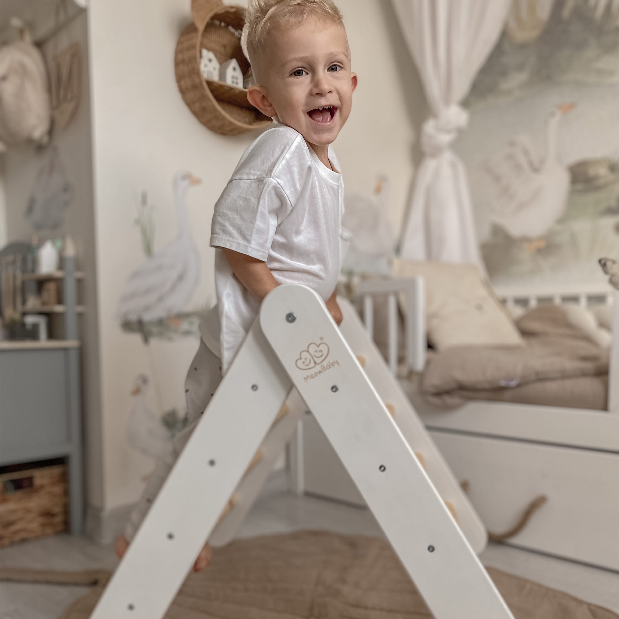 meowbaby-montessori-kletterdreieck-pikler-60x61-cm-holz image 7