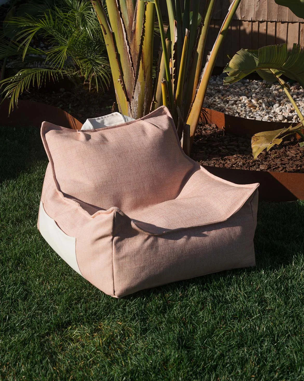 wigiwama-seashell-outdoor-sitzsack image 4