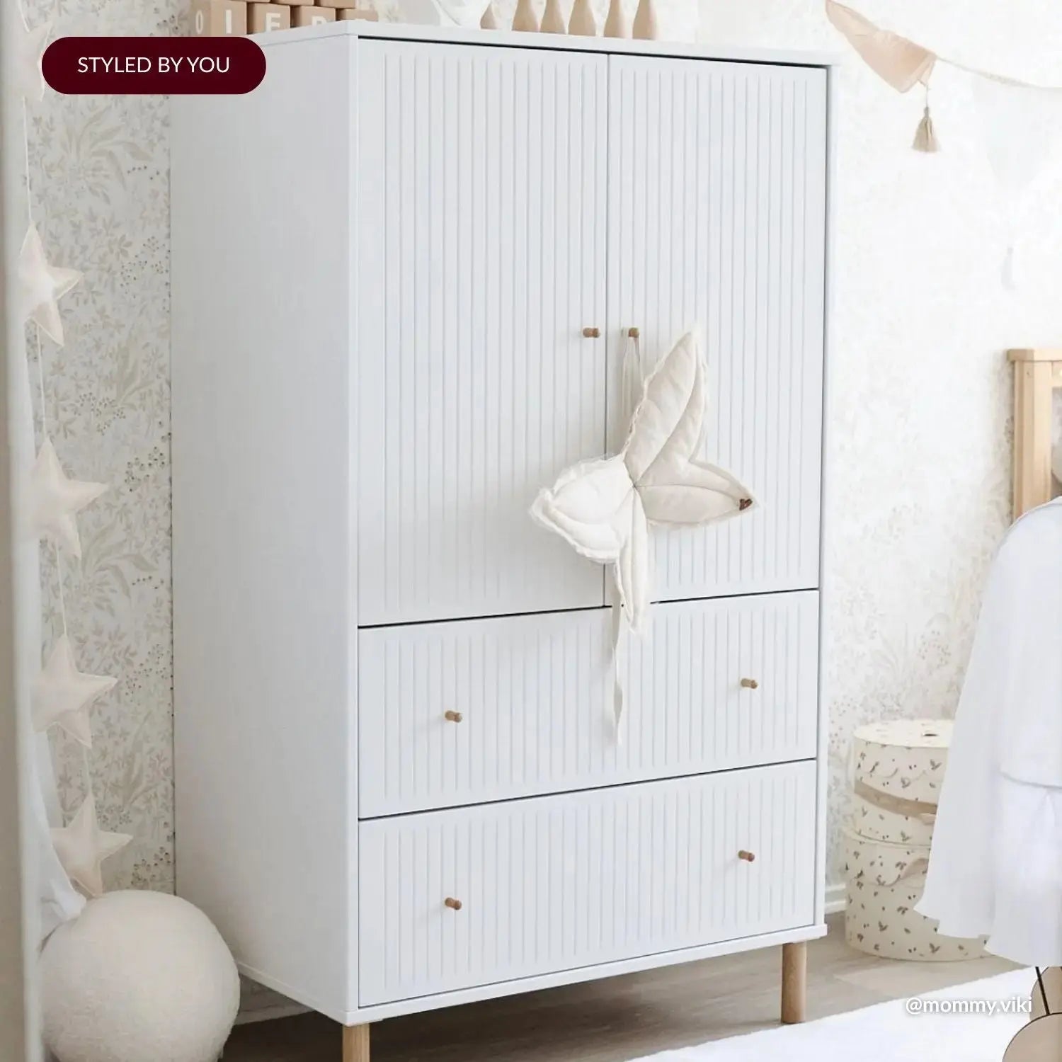 flexa-saga-schrank-2-t-ren-2-schubladen-rillen-eiche-wei image 2
