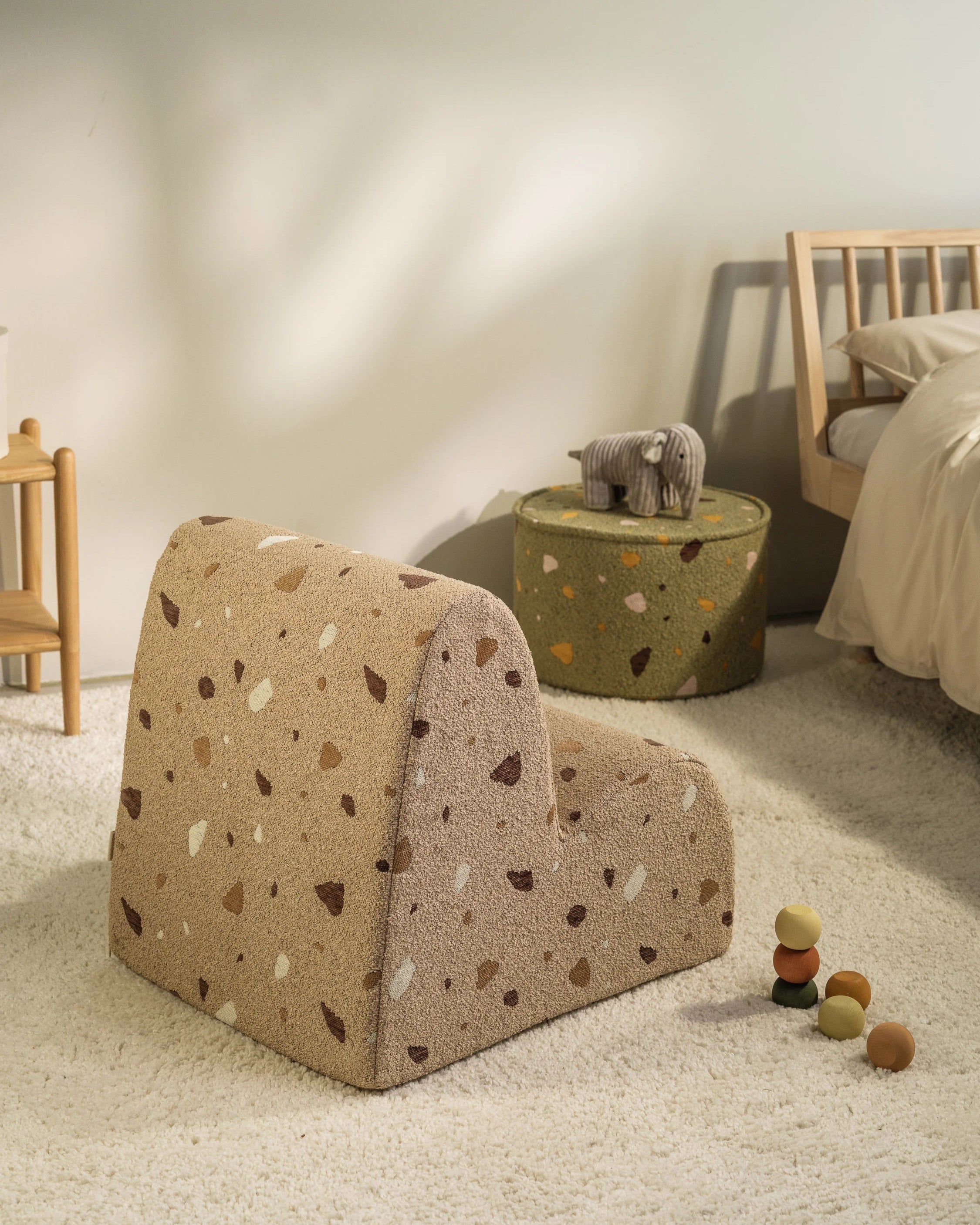 wigiwama-cloud-chair-sessel-terrazzo-sand image 8