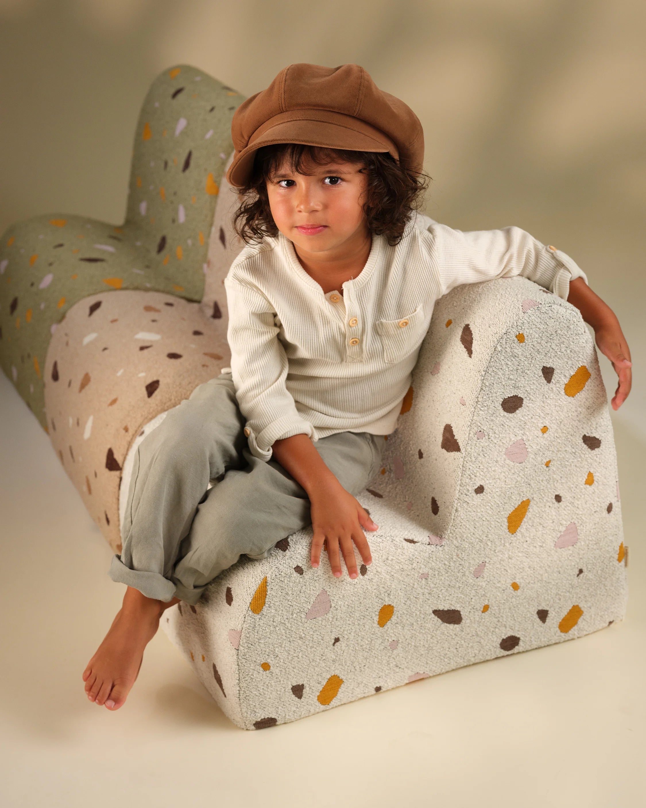 wigiwama-terrazzo-marble-cloud-chair-kinder-loungesessel-wolke image 7