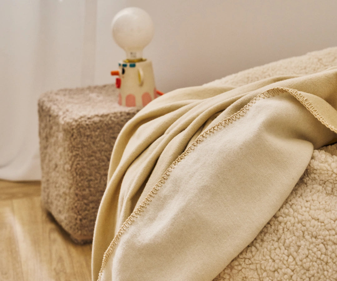funzy-baumwolldecke-wendbare-kuscheldecke-scallop-design image 7