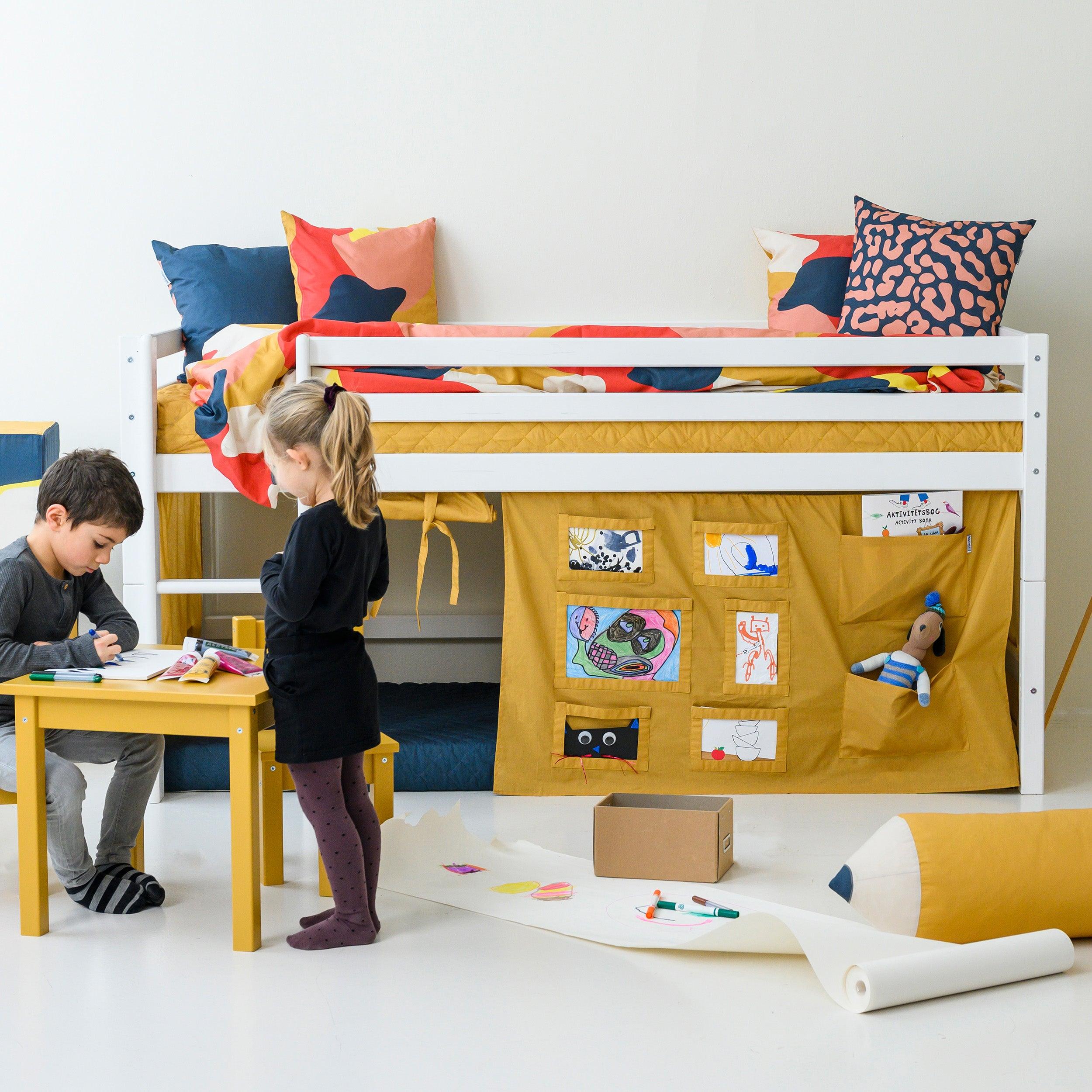 hoppekids-eco-dream-halbhochbett-mit-creator-bettvorhang-gelb image 8
