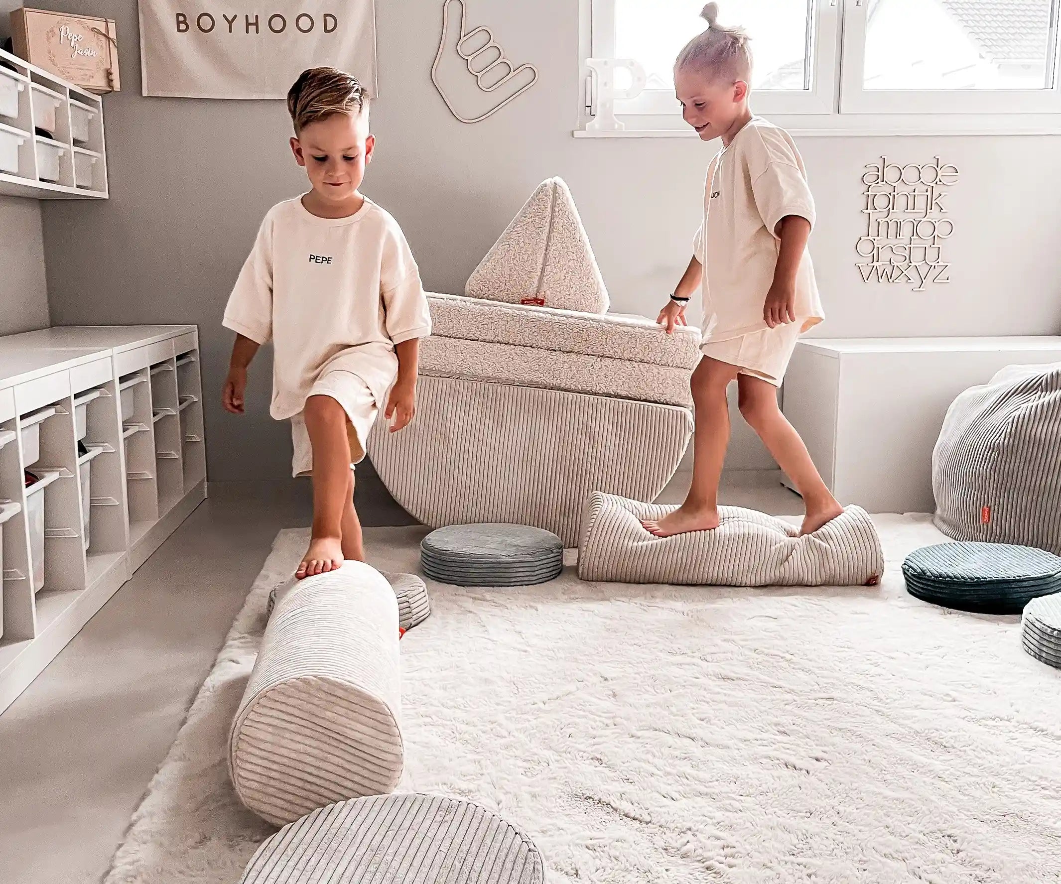 funzy-rolls-spielsofa-add-on image 3