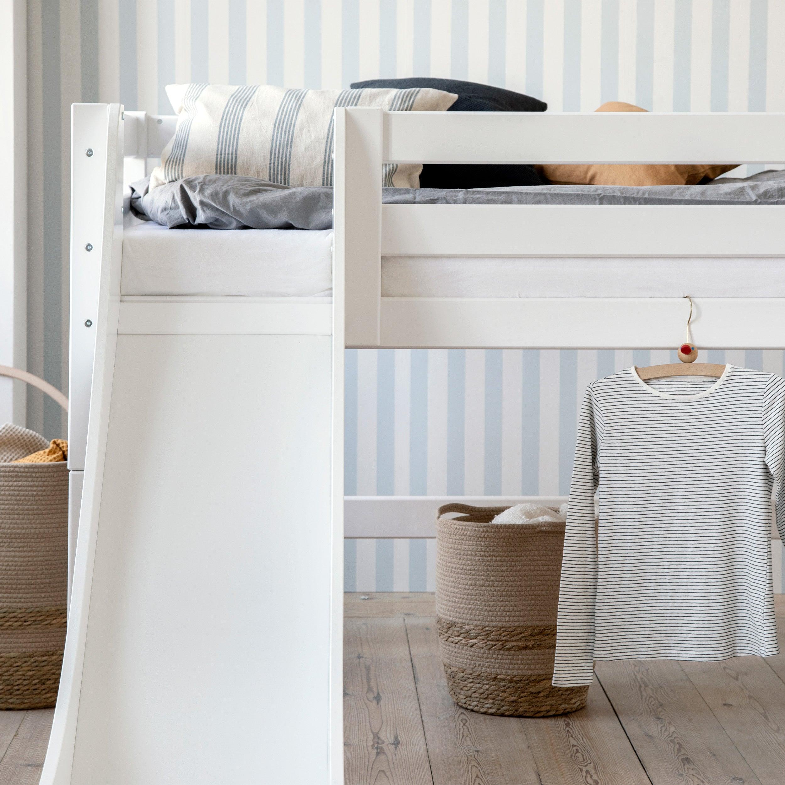 hoppekids-eco-luxury-halbhochbett-mit-rutsche-komplettbett image 8