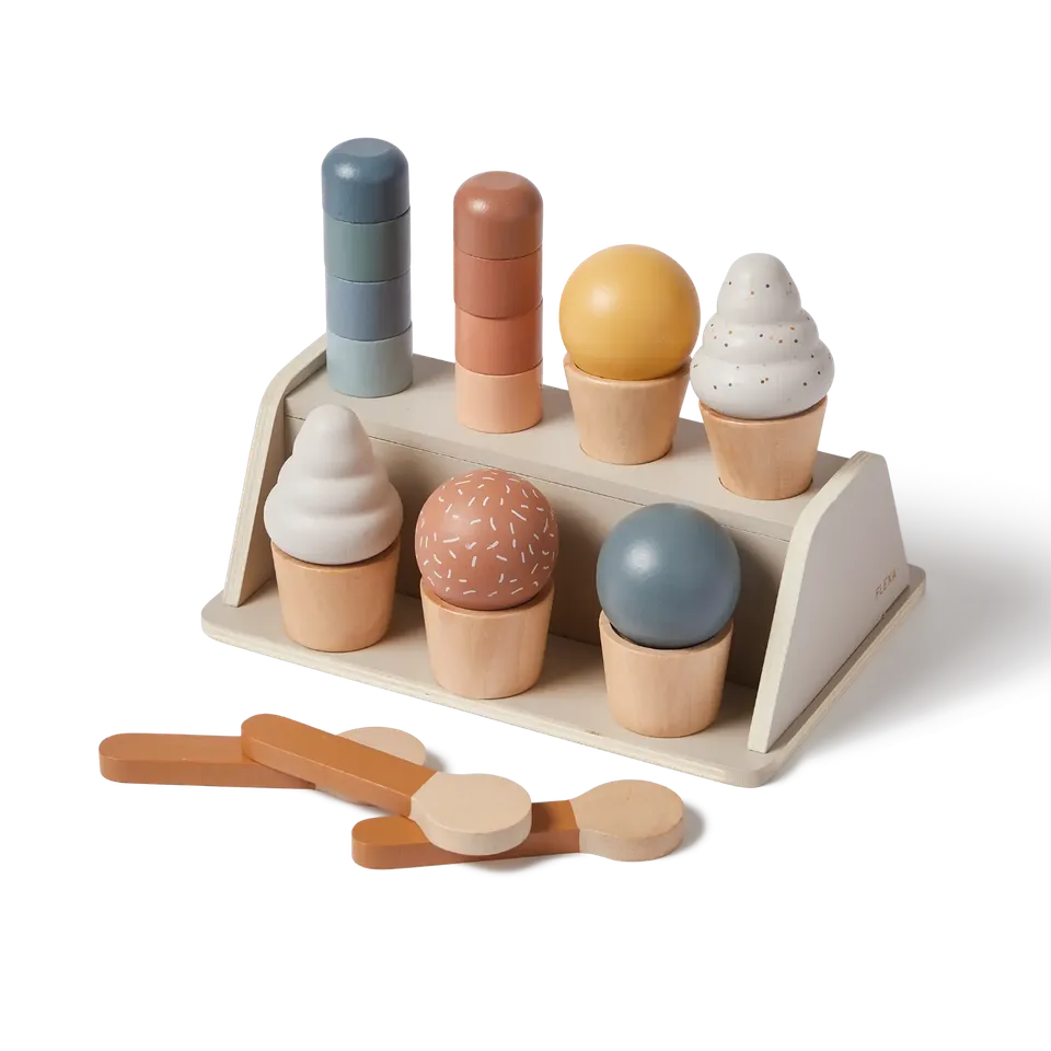 flexa-eisbude-rollenspiel-set-aus-holz-mit-7-eiscremes image 1