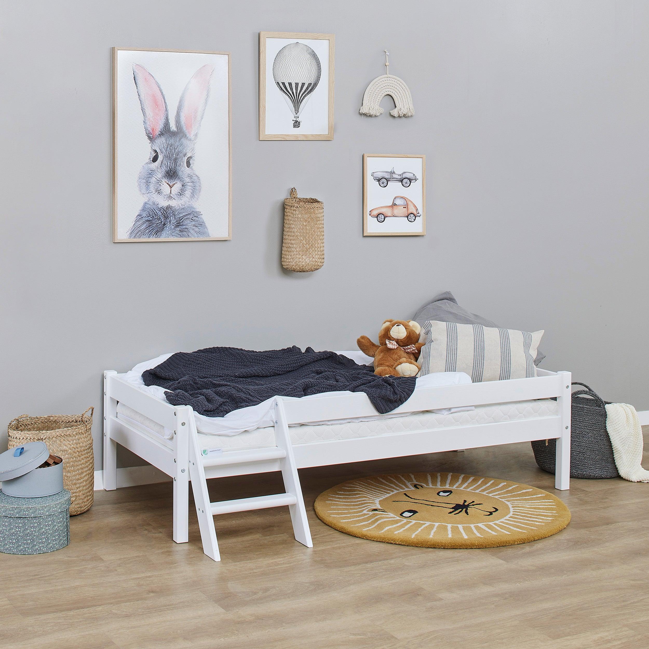 hoppekids-eco-one-juniorbett-70x160-mit-rausfallschutz image 2