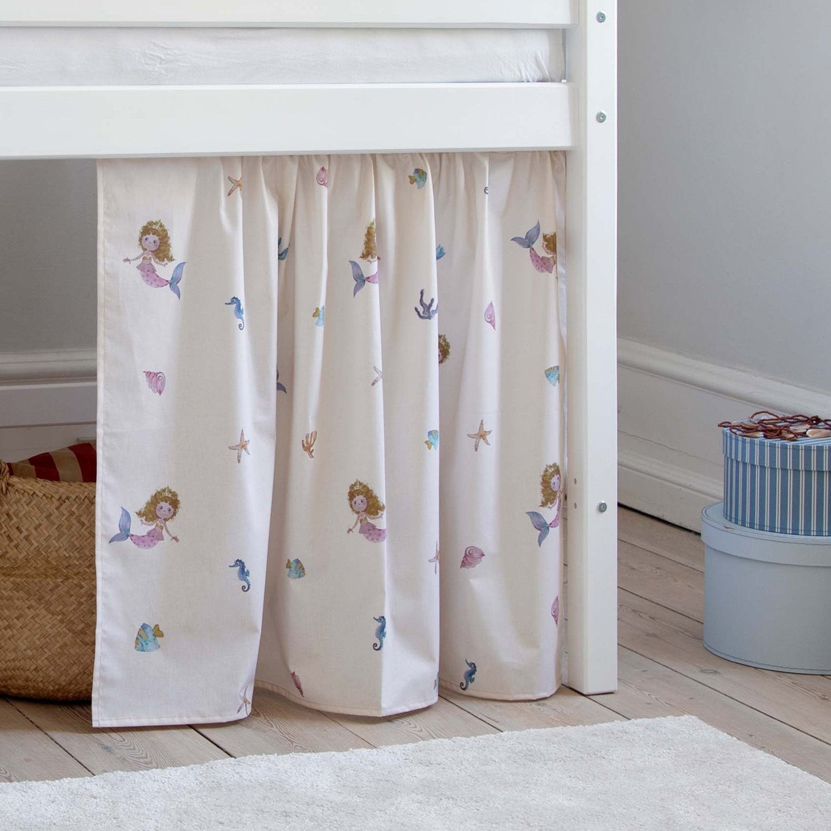 hoppekids-eco-comfort-halbhochbett-90x200-mit-mermaid-bettvorhang image 2