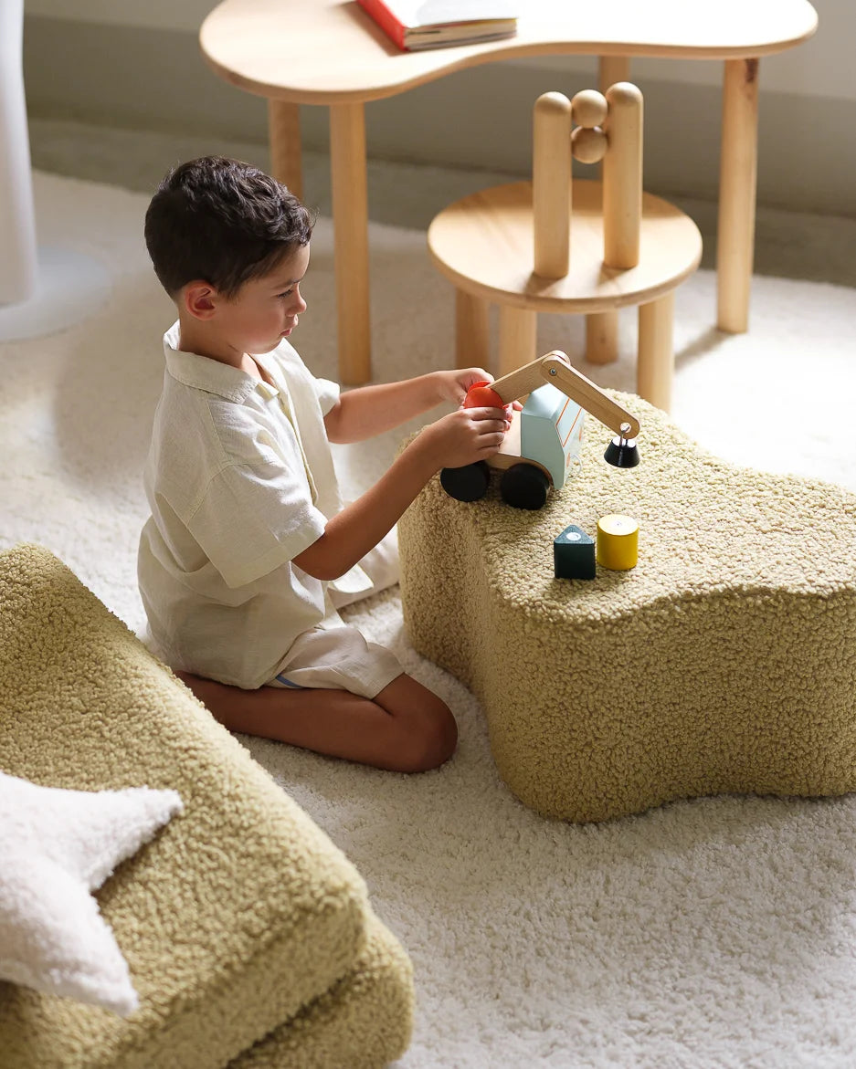 wigiwama-cloud-pouf-wolkenpouffe-matcha-teddy image 2