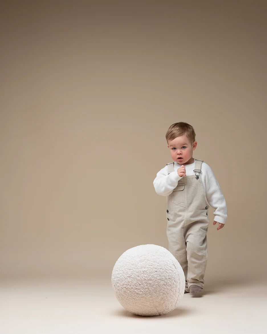 wigiwama-ballkissen-cream-white-teddy image 5
