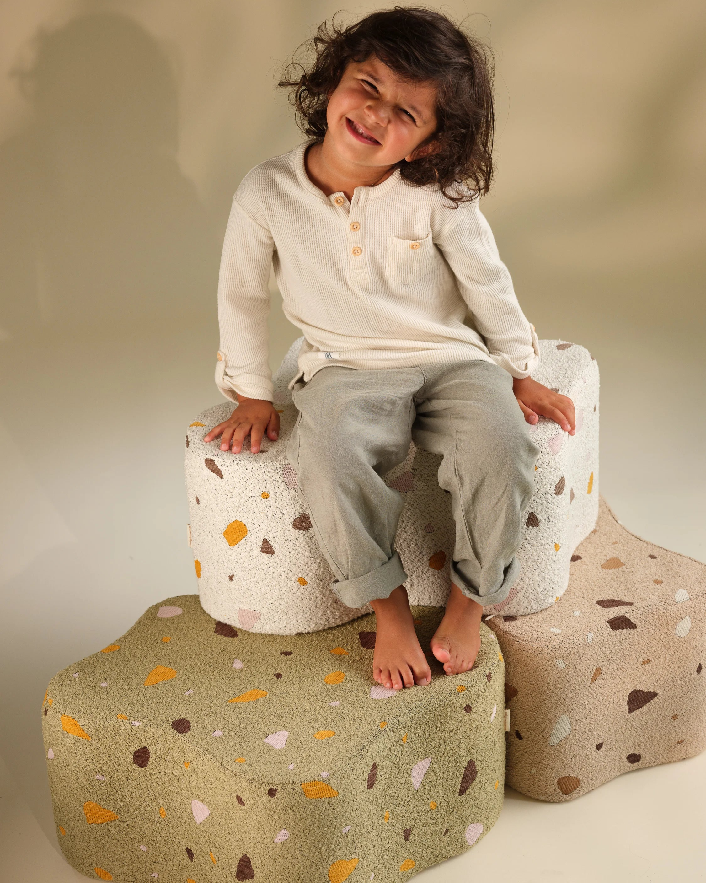 wigiwama-terrazzo-moss-wolkenpouffe-cloud-pouf image 7