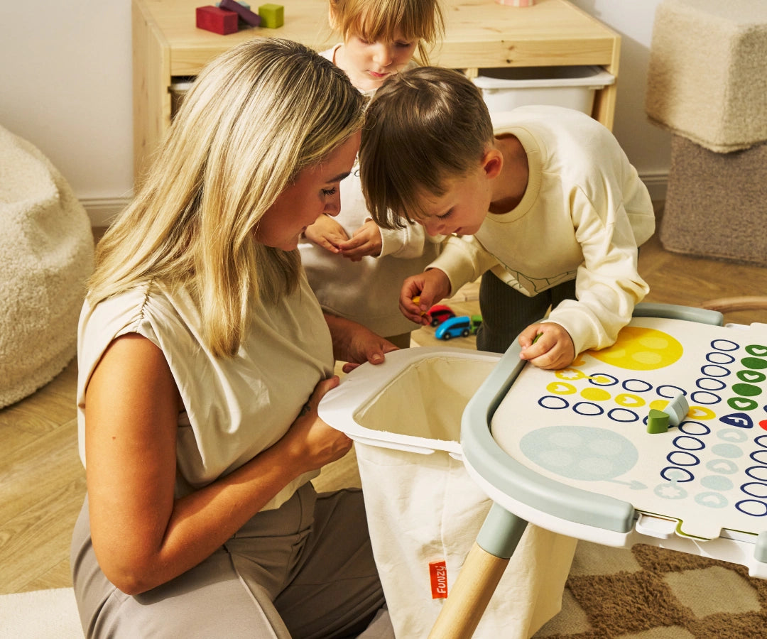 funzy-spieltisch-spielzeugbeutel-aufbewahrungsbeutel-passgenau-unter-dem-tisch image 2