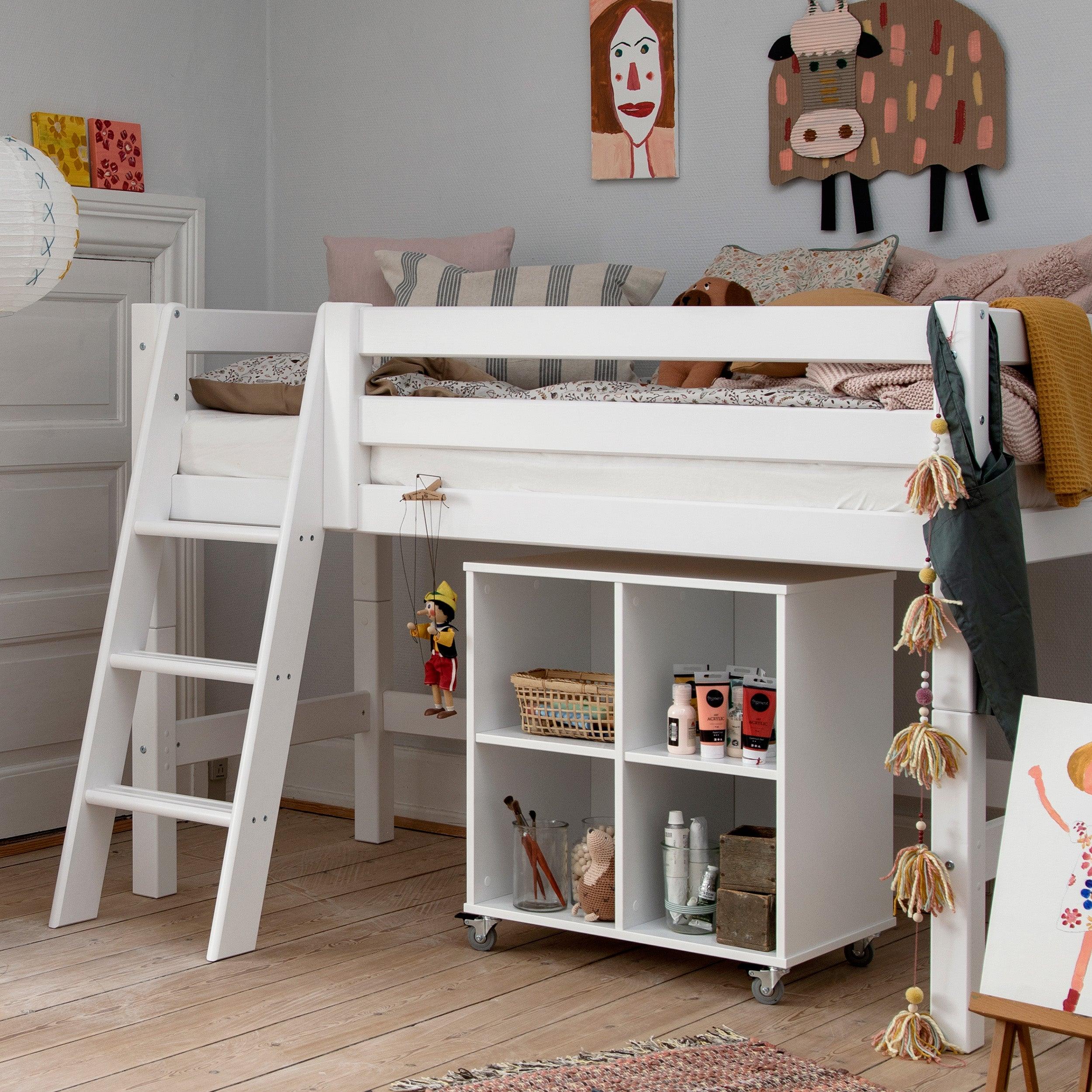 hoppekids-bettpaket-halbhohes-bett-70x160-mit-regal-matratze-und-tisch-set image 1