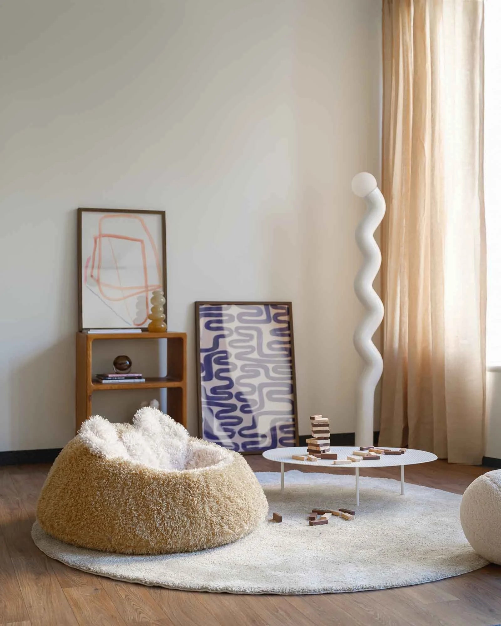 wigiwama-honey-yeti-sitzsack-flauschiger-kindersitzsack image 3