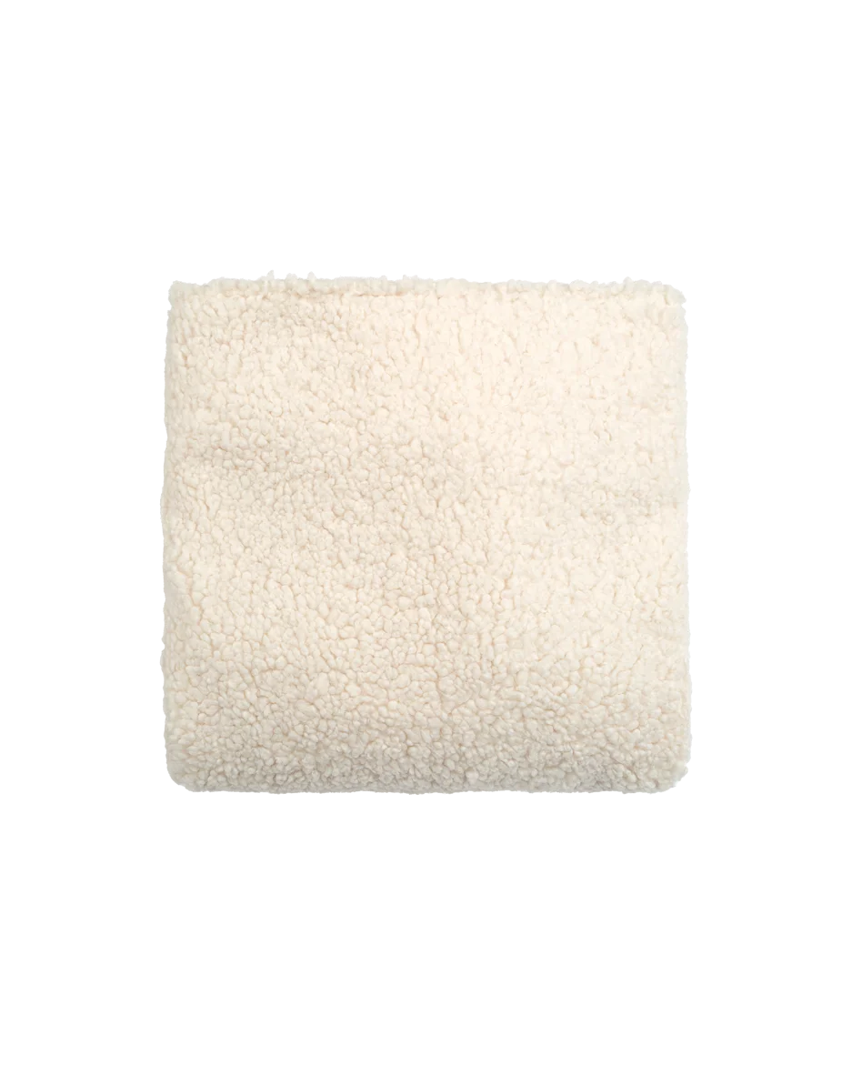wigiwama-square-ottoman-zusatzbezug-cream-white-teddy-ersatzbezug image 1