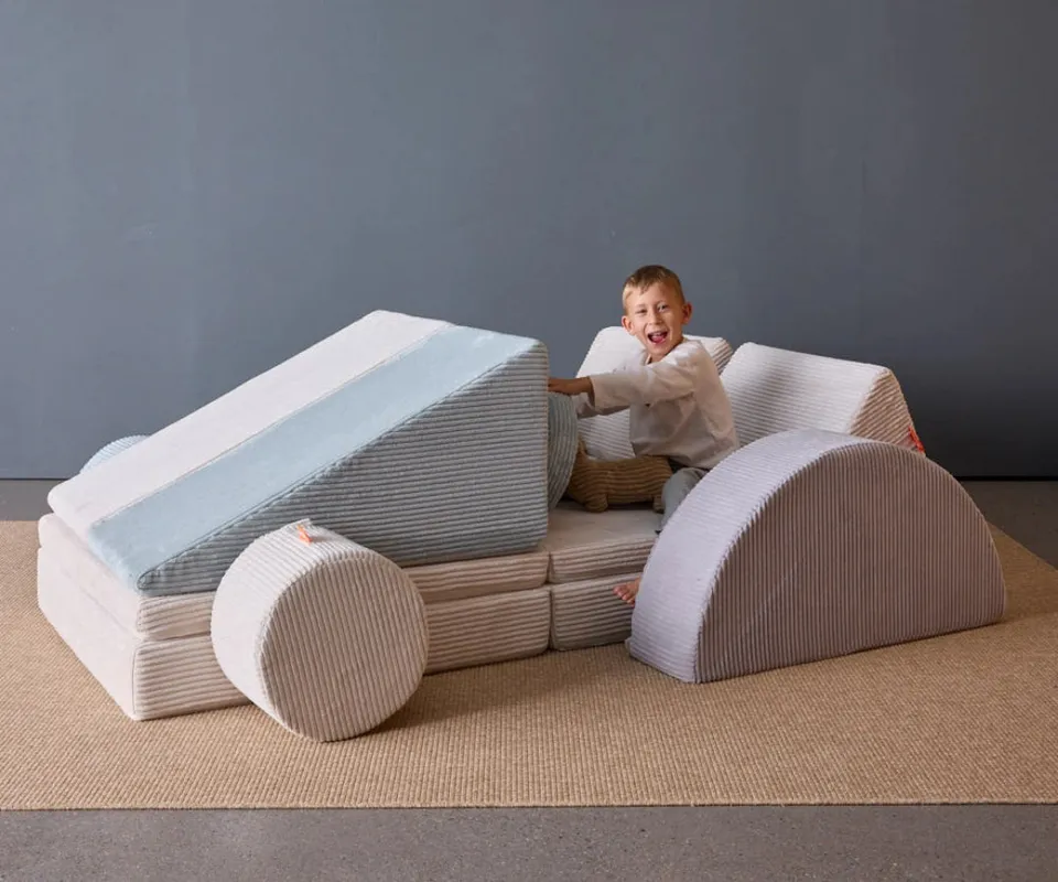 funzy-spielsofa-racing-bundle-formel-rennwagen-bauset image 1