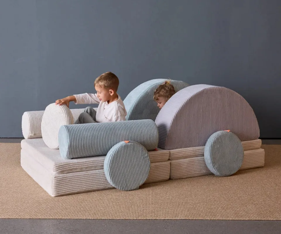 funzy-spielsofa-auto-bundle-auto-bauset-aus-spielsofa image 1