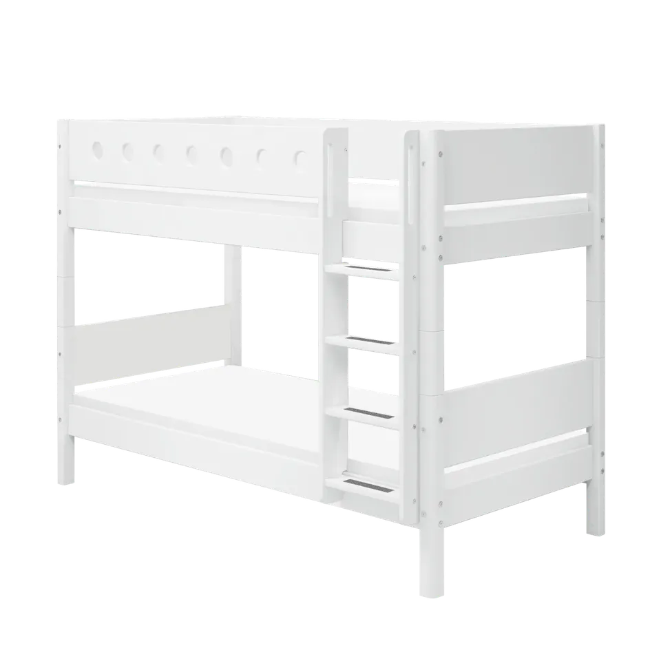 flexa-white-etagenbett-154-cm-90x200-cm-wei-mit-leiter-und-absturzsicherung image 1