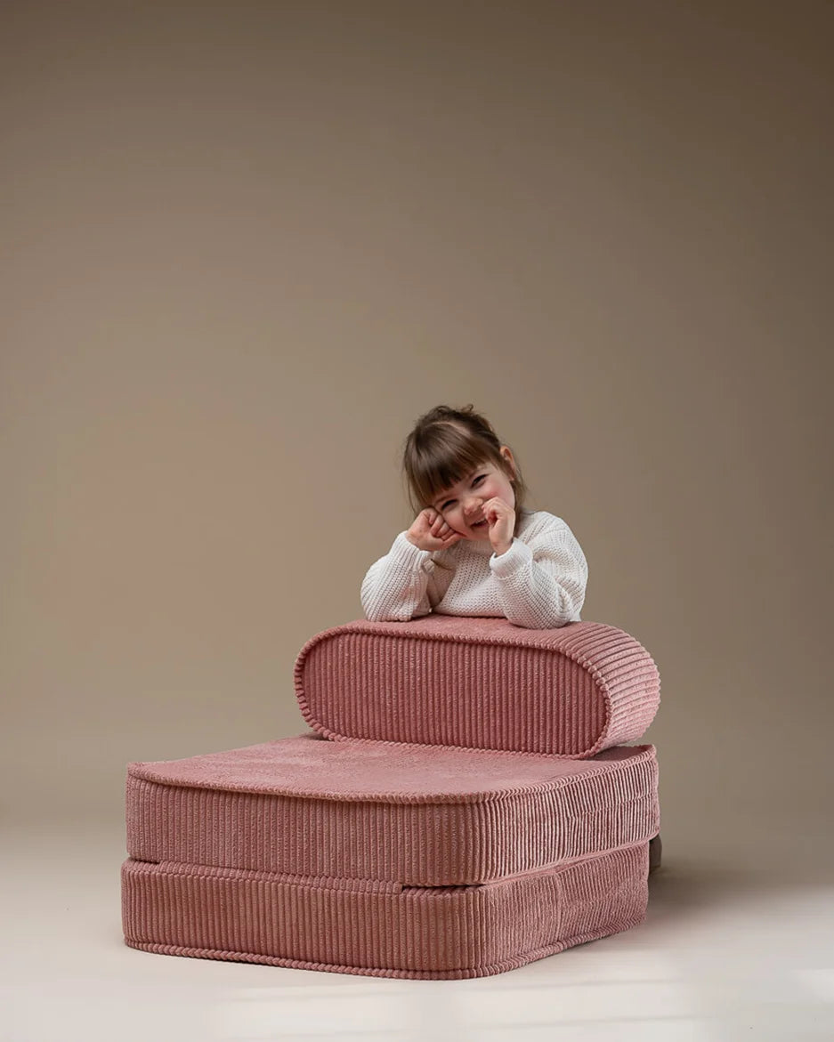 wigiwama-flip-chair-rosa-mousse-cord-klappstuhl image 2