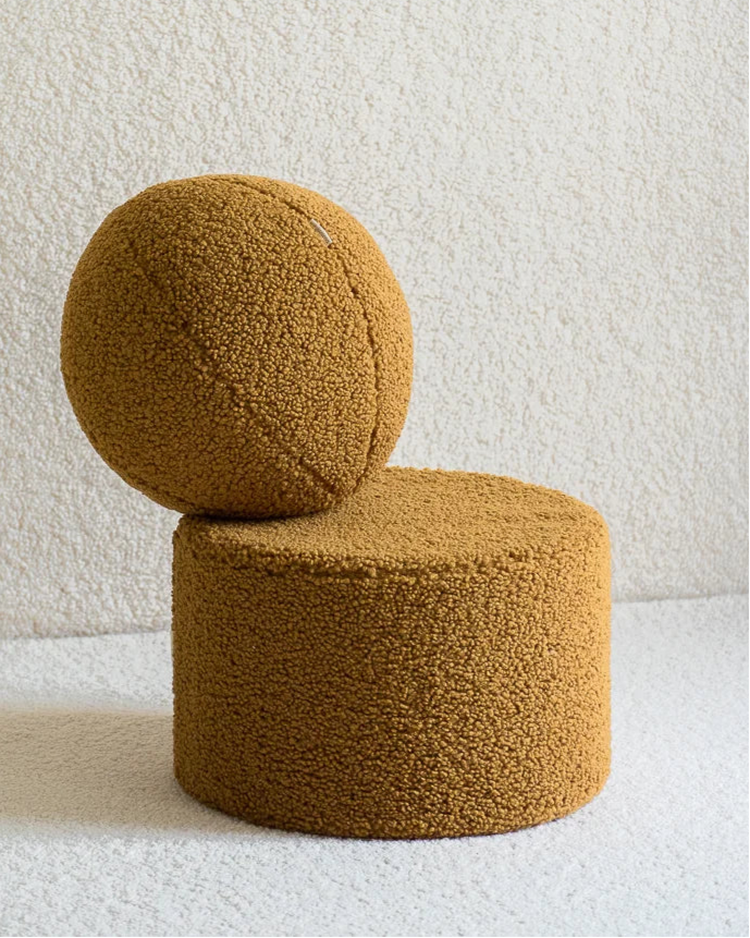 wigiwama-ahorn-hocker-pouf-sitzhocker-f-r-kinder-aus-teddy image 3