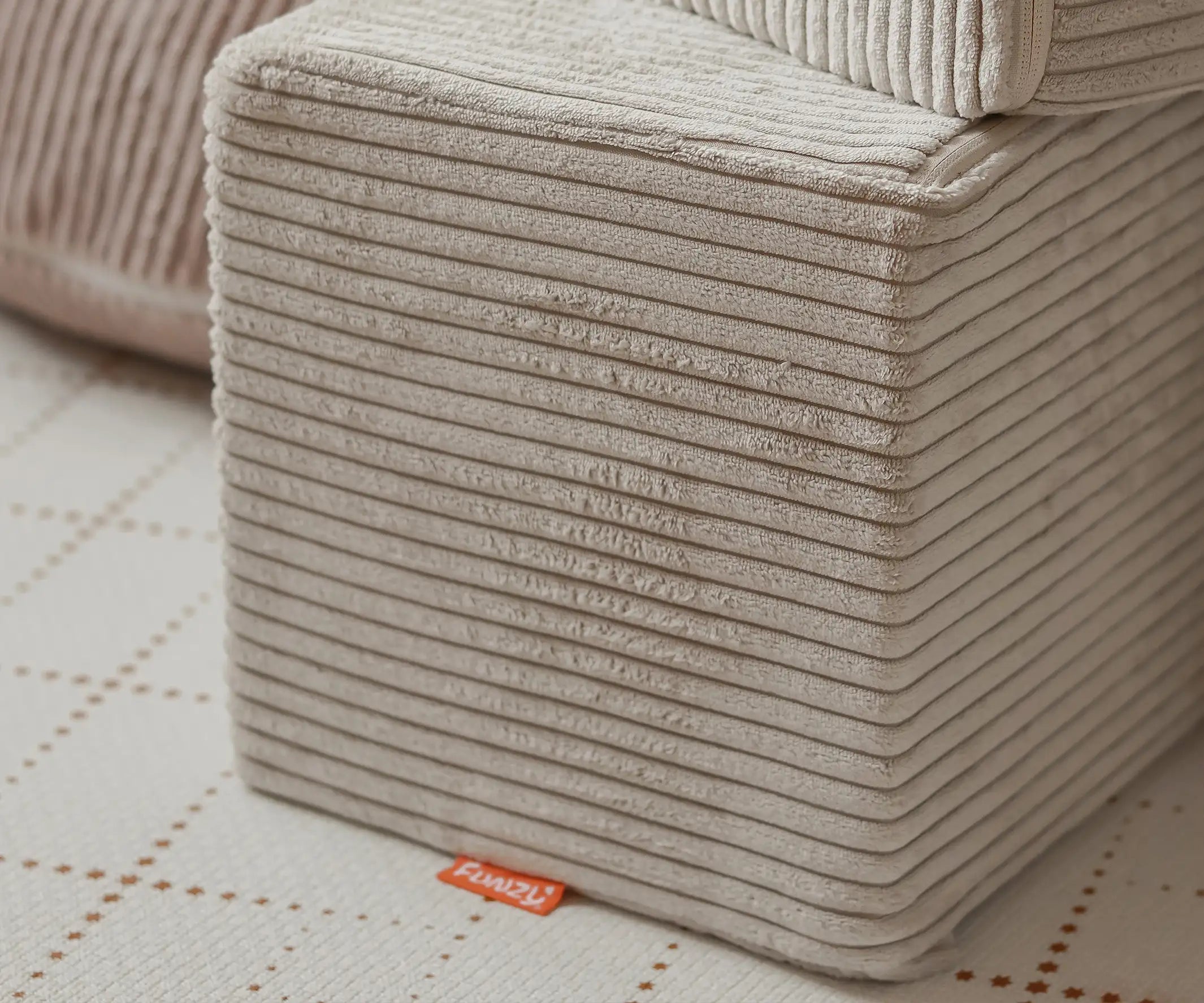 funzy-cubes-erg-nzungsw-rfel-f-r-spielsofa image 6