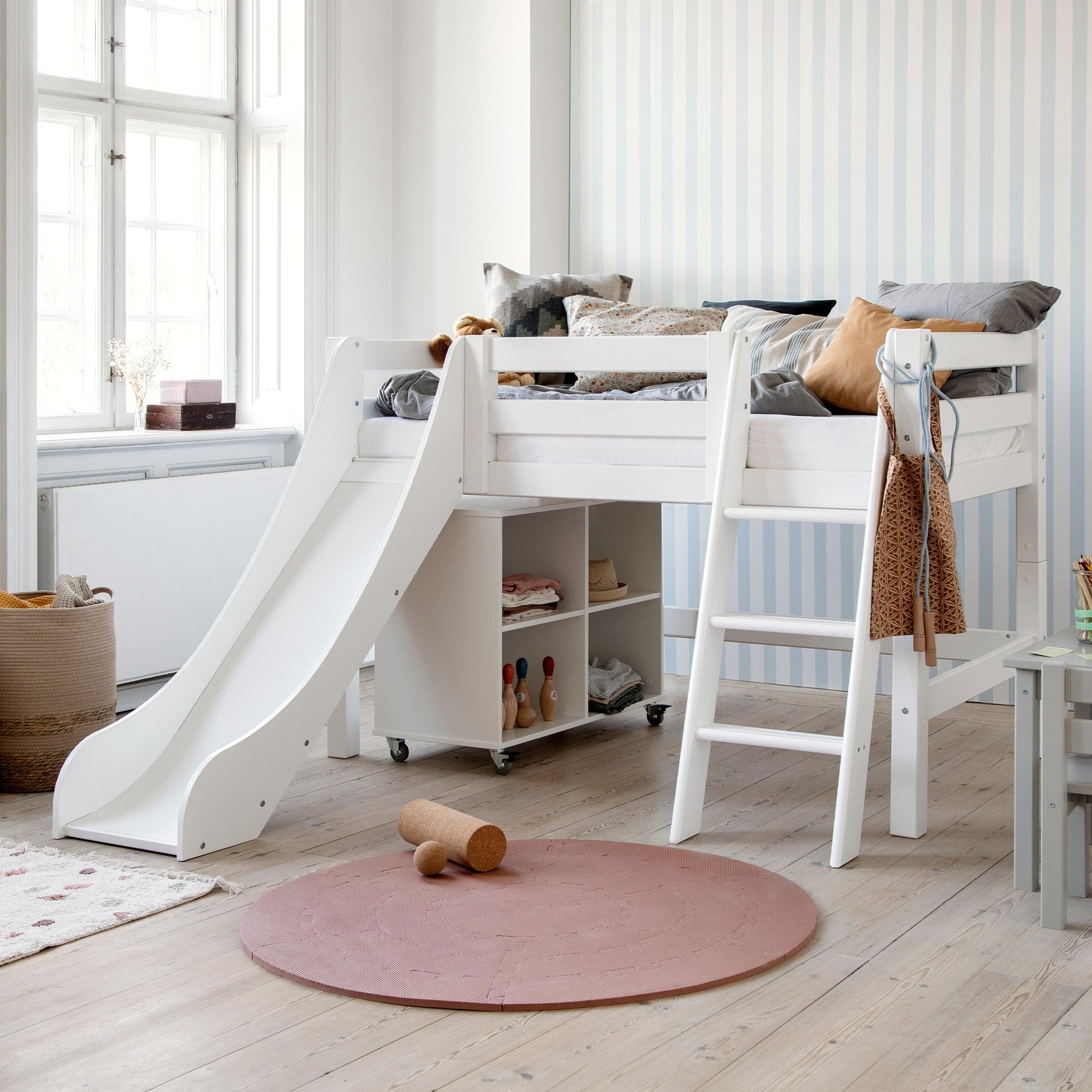 hoppekids-eco-luxury-halbhochbett-mit-rutsche-komplettbett image 2