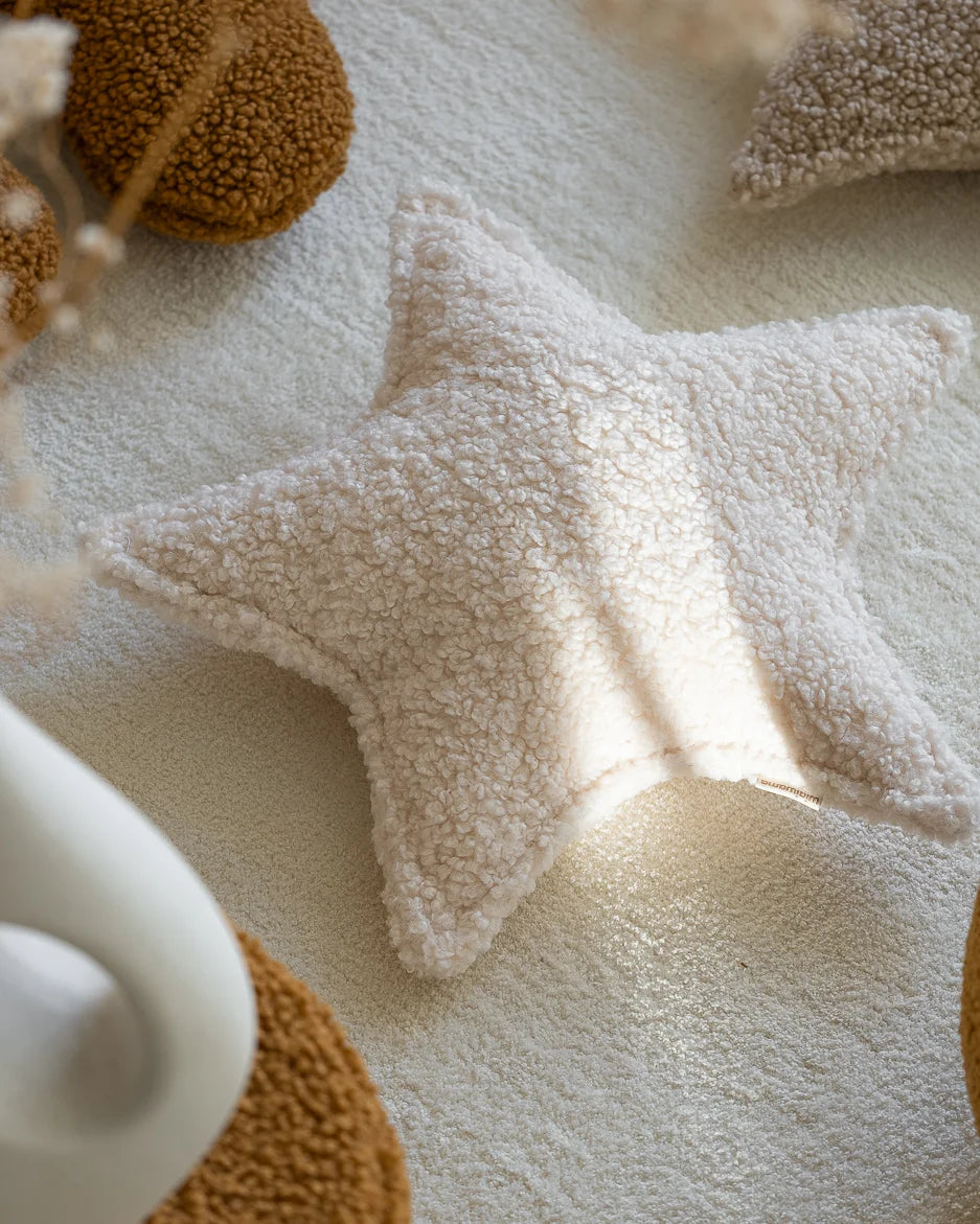wigiwama-cream-white-sternenkissen-teddy image 2