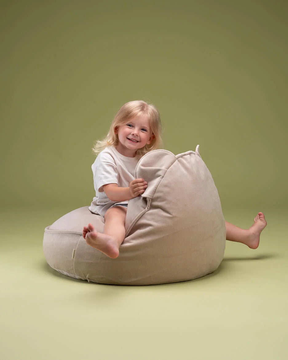 wigiwama-bear-sitzsack-b-ren-sitzsack-dusty-beige-samt image 2