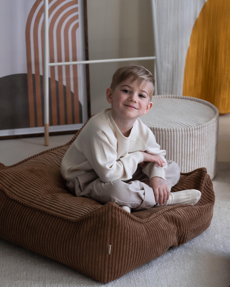 wigiwama-toffee-sitzsack-hocker-set-cord-beanbag-mit-square-ottoman image 3