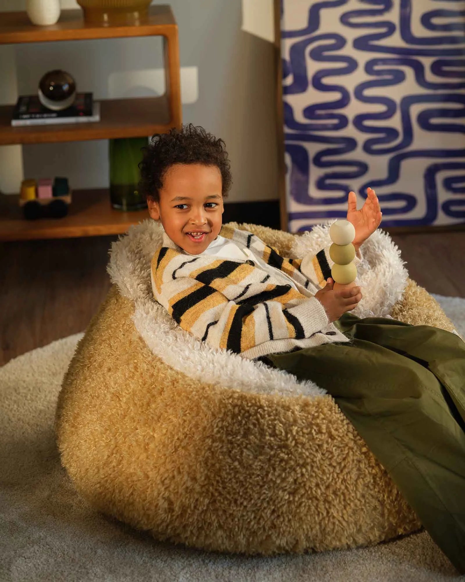 wigiwama-honey-yeti-sitzsack-flauschiger-kindersitzsack image 2