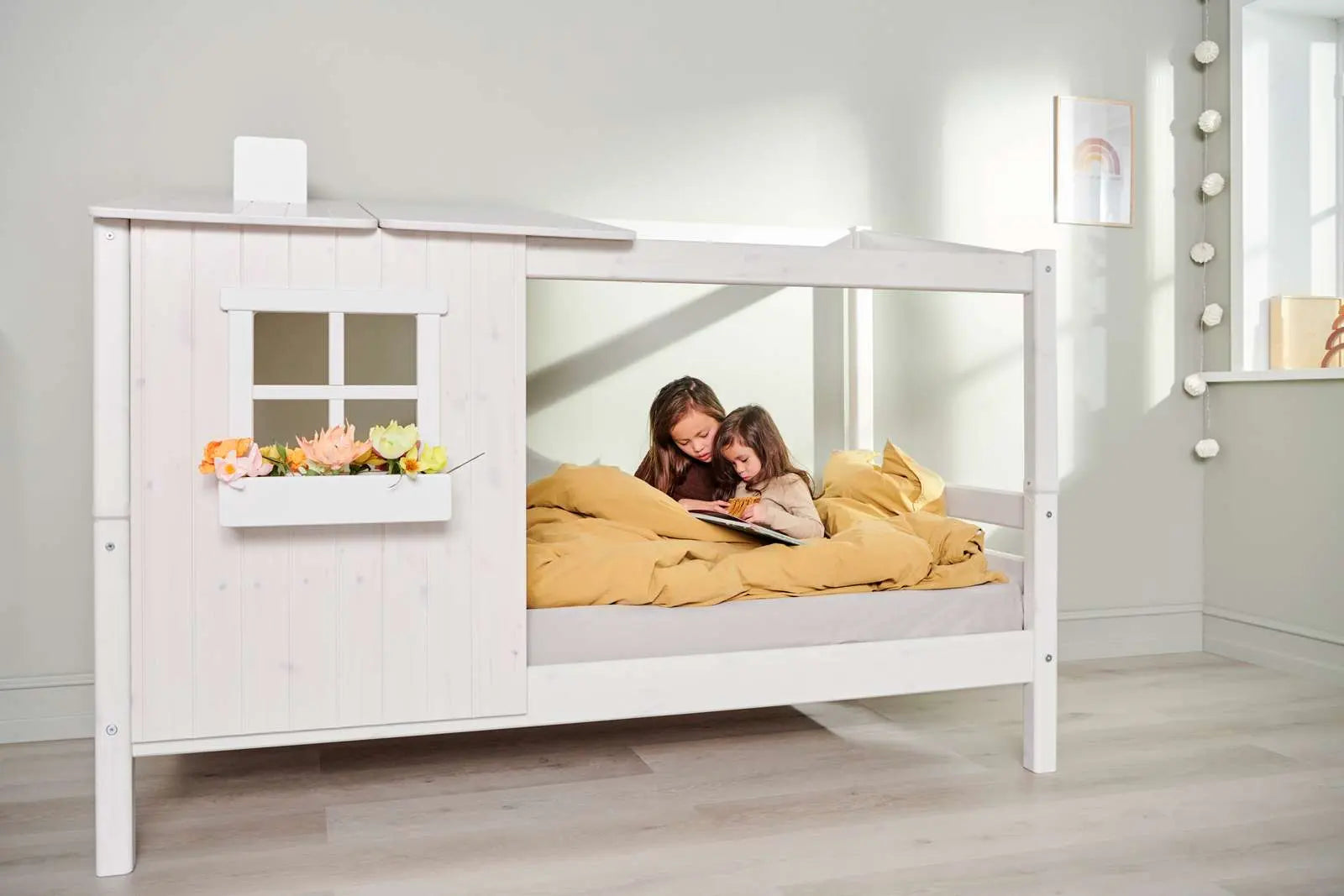 flexa-classic-spielbett-mit-1-2-haus-und-leiter-90x200-cm-wei image 2