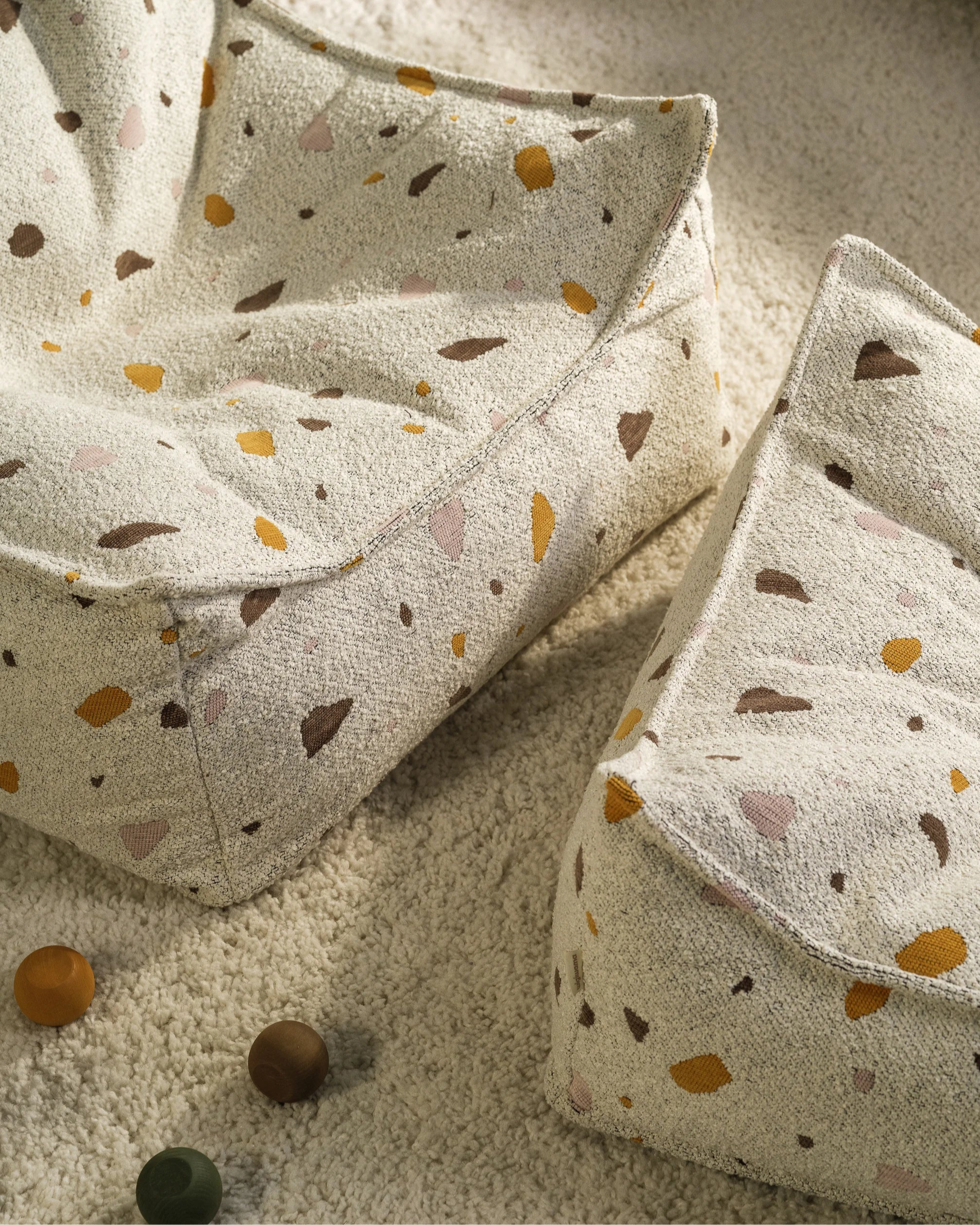 wigiwama-terrazzo-marble-sitzsack image 3