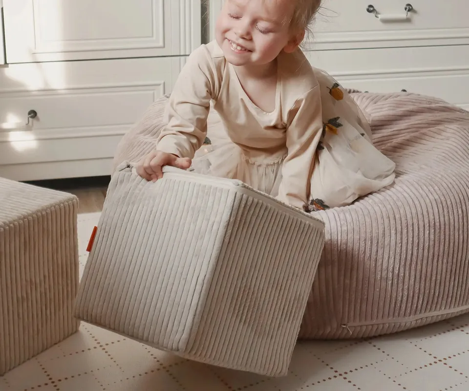 funzy-cubes-erg-nzungsw-rfel-f-r-spielsofa image 1