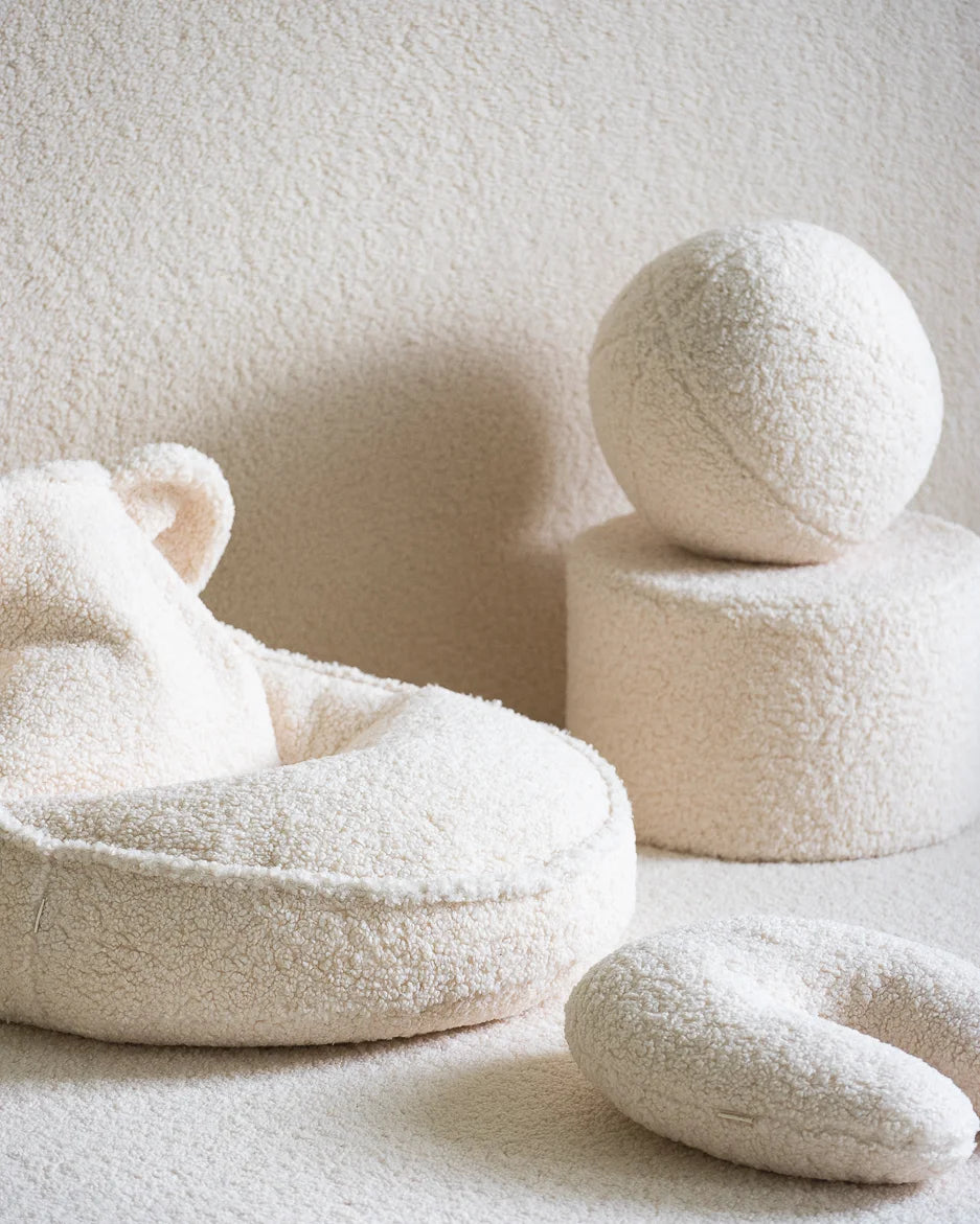 wigiwama-cream-white-pouf-kinder-sitzpouf-aus-teddy image 2