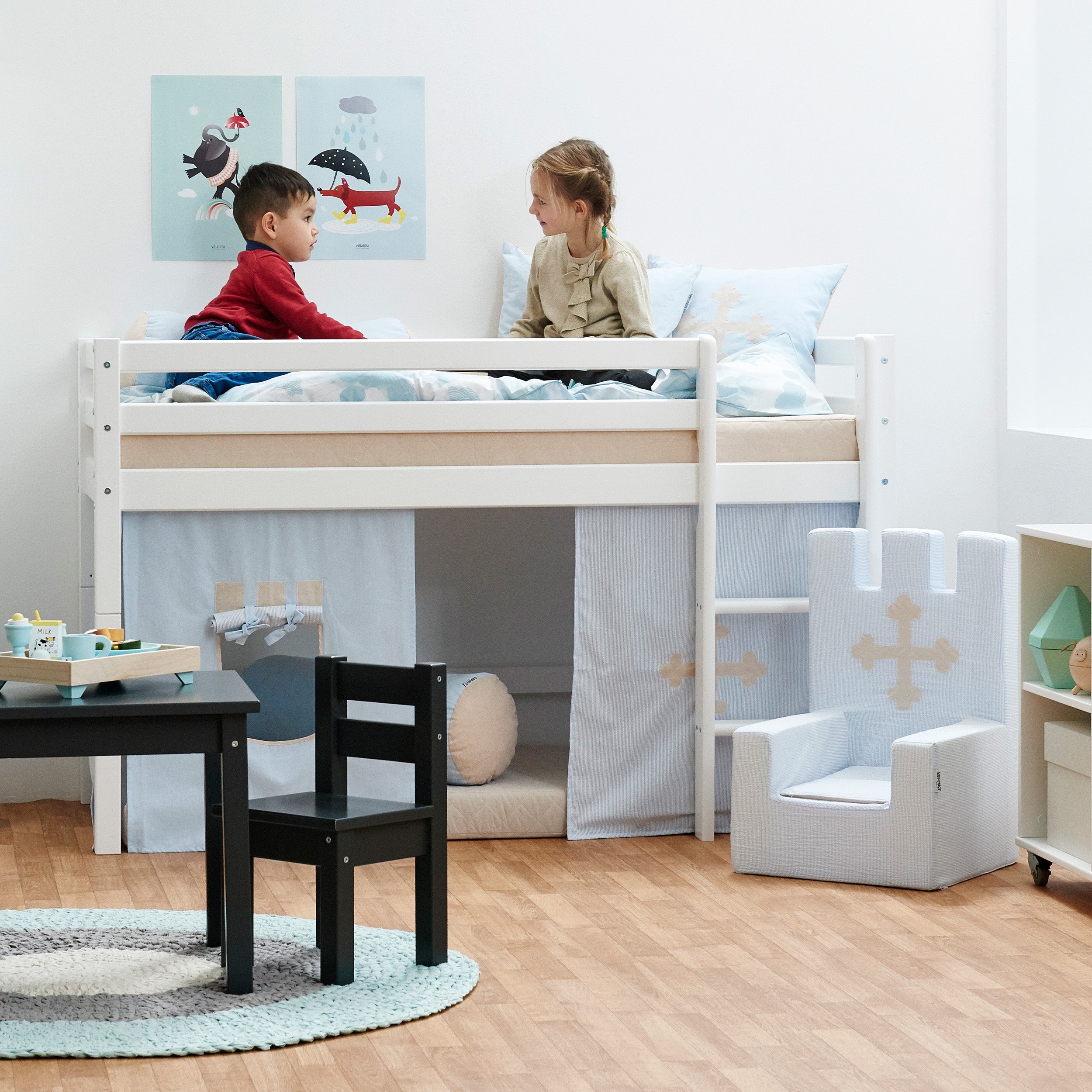 hoppekids-eco-dream-halbhochbett-mit-fairytale-knight-bettvorhang image 2