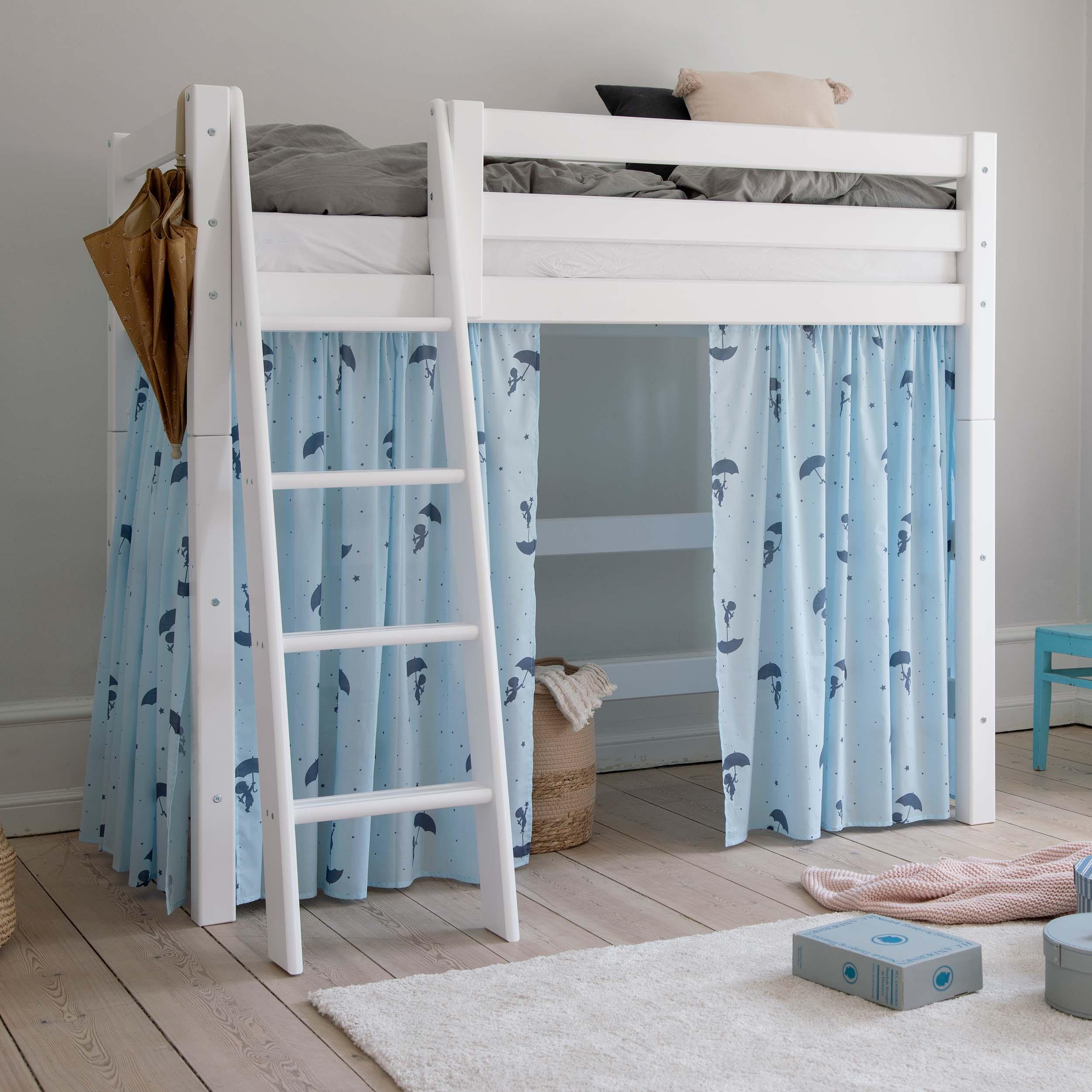 hoppekids-eco-luxury-mittelhohes-bett-90x200-mit-ole-lukoie-vorhang-blau image 3