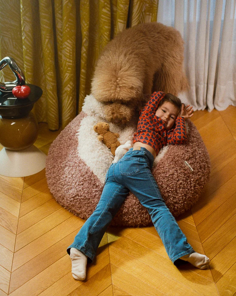 wigiwama-blush-yeti-sitzsack-flauschiger-kindersitzsack image 8