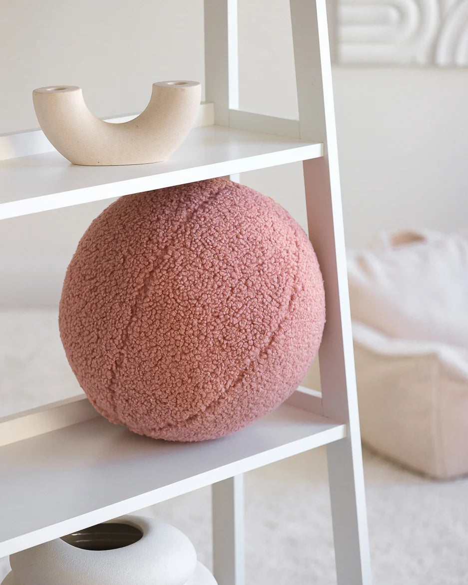 wigiwama-guava-ballkissen-teddy-ball-cushion image 3