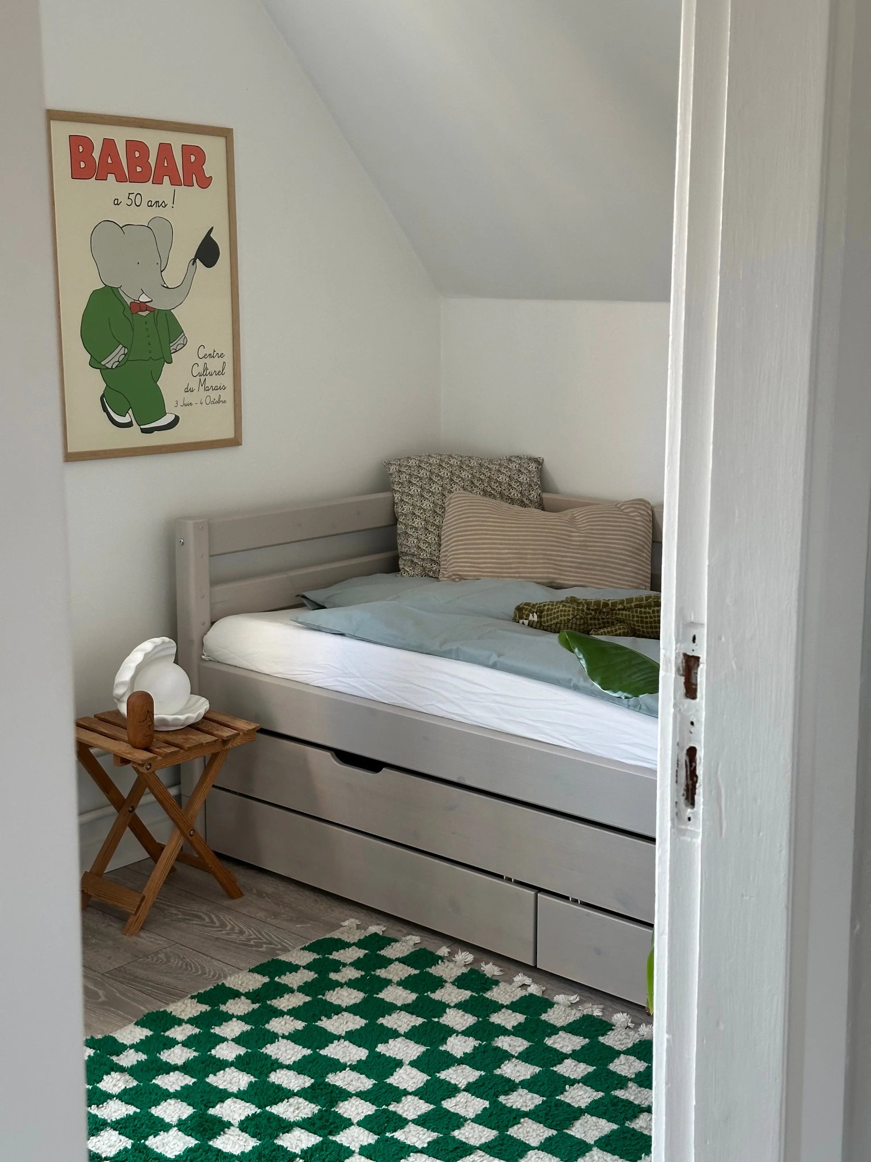 flexa-classic-tagesbett-einzelbett-90x200-cm-mit-ausziehbett-90x190-schubladen-g image 3