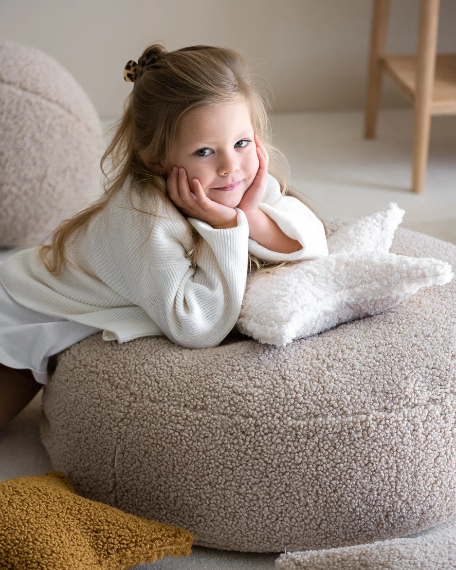 wigiwama-ottomane-biscuit-runder-kinder-hocker-aus-teddy-stoff image 4