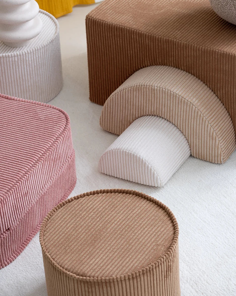 wigiwama-toffee-pouf-kinder-sitzpouf-aus-cord image 3
