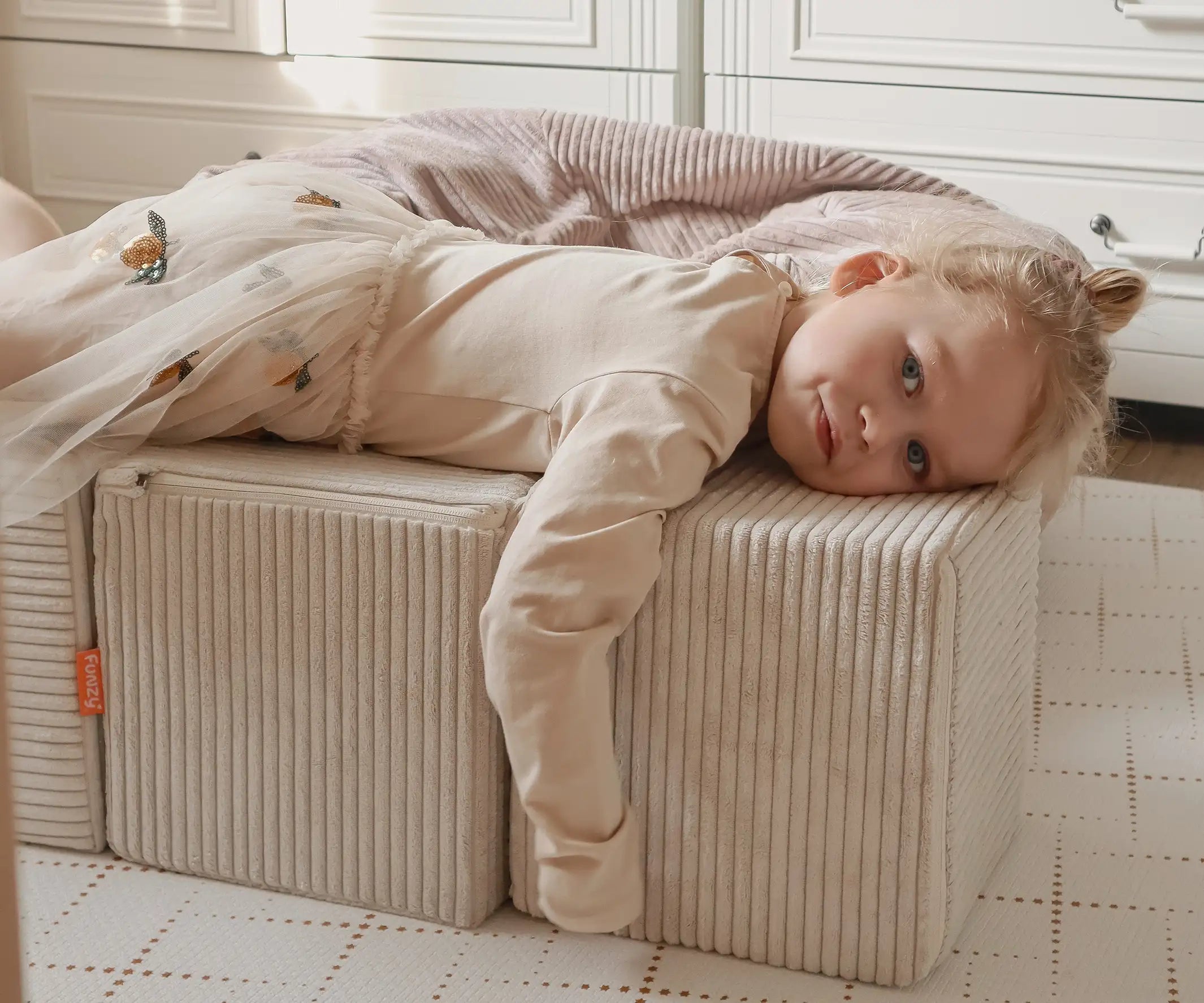 funzy-cubes-erg-nzungsw-rfel-f-r-spielsofa image 5