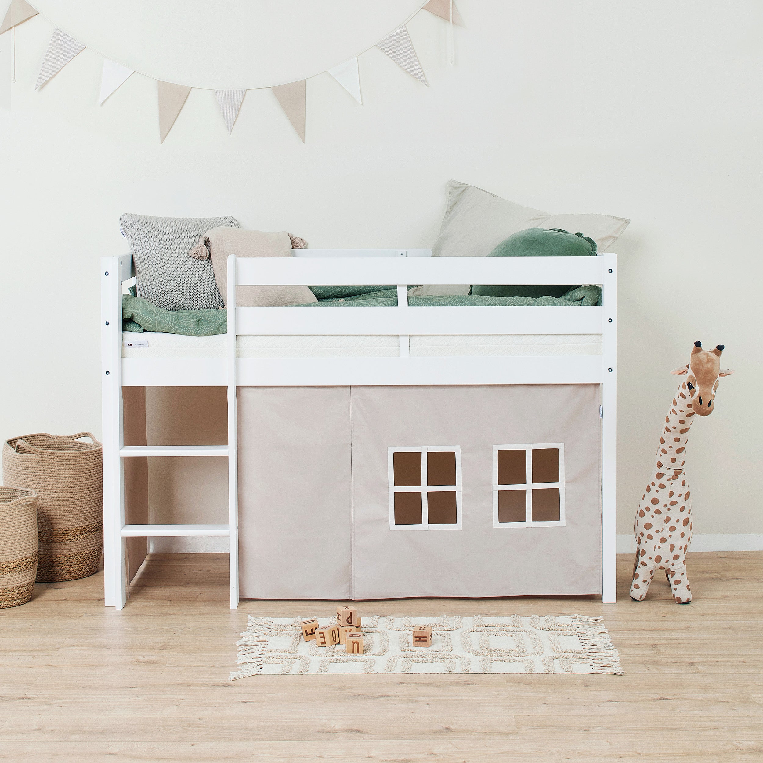 hoppekids-silver-cloud-bettvorhang-f-r-halbhochbett-70x160-90x200-cm image 3