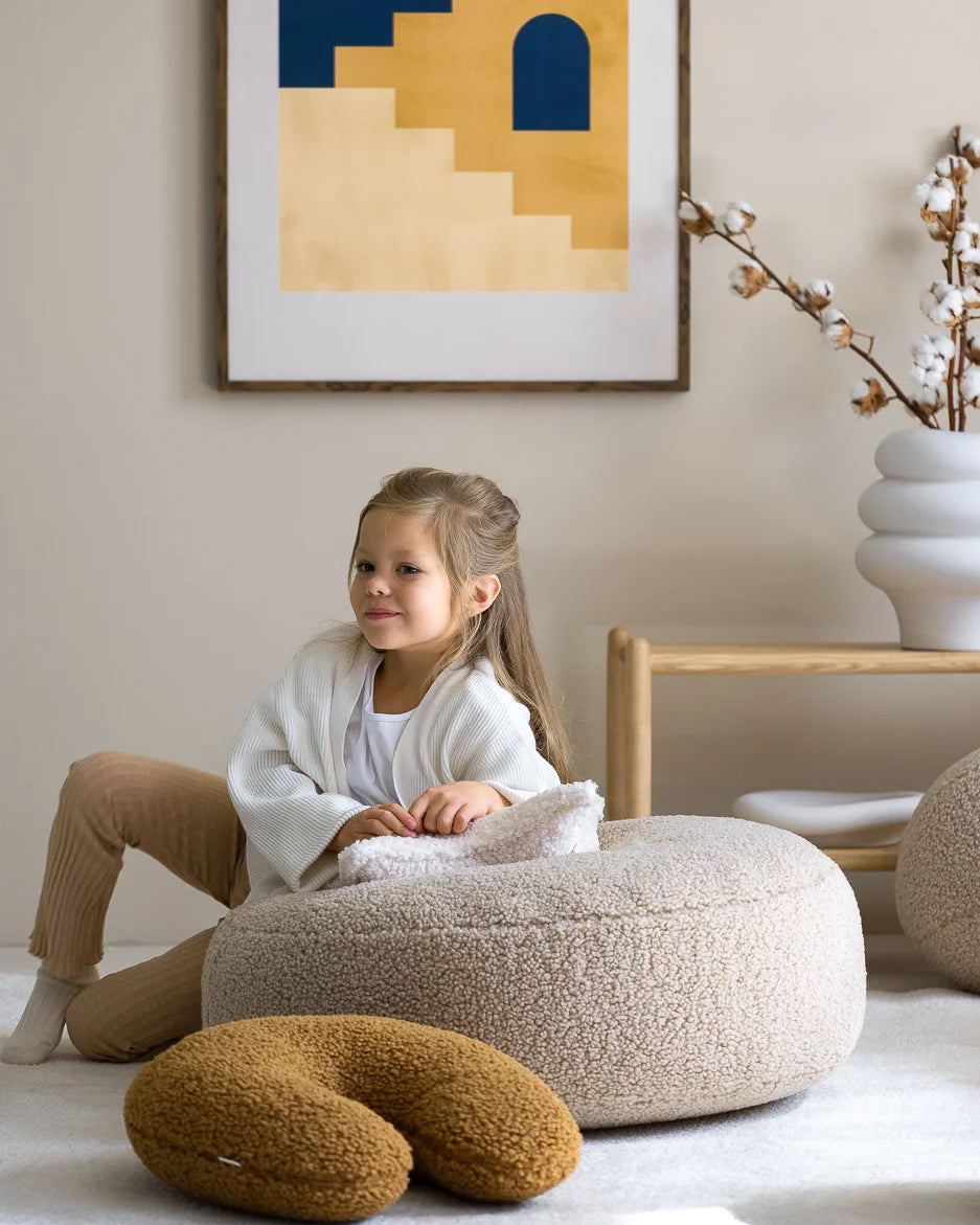 wigiwama-ottomane-biscuit-runder-kinder-hocker-aus-teddy-stoff image 5
