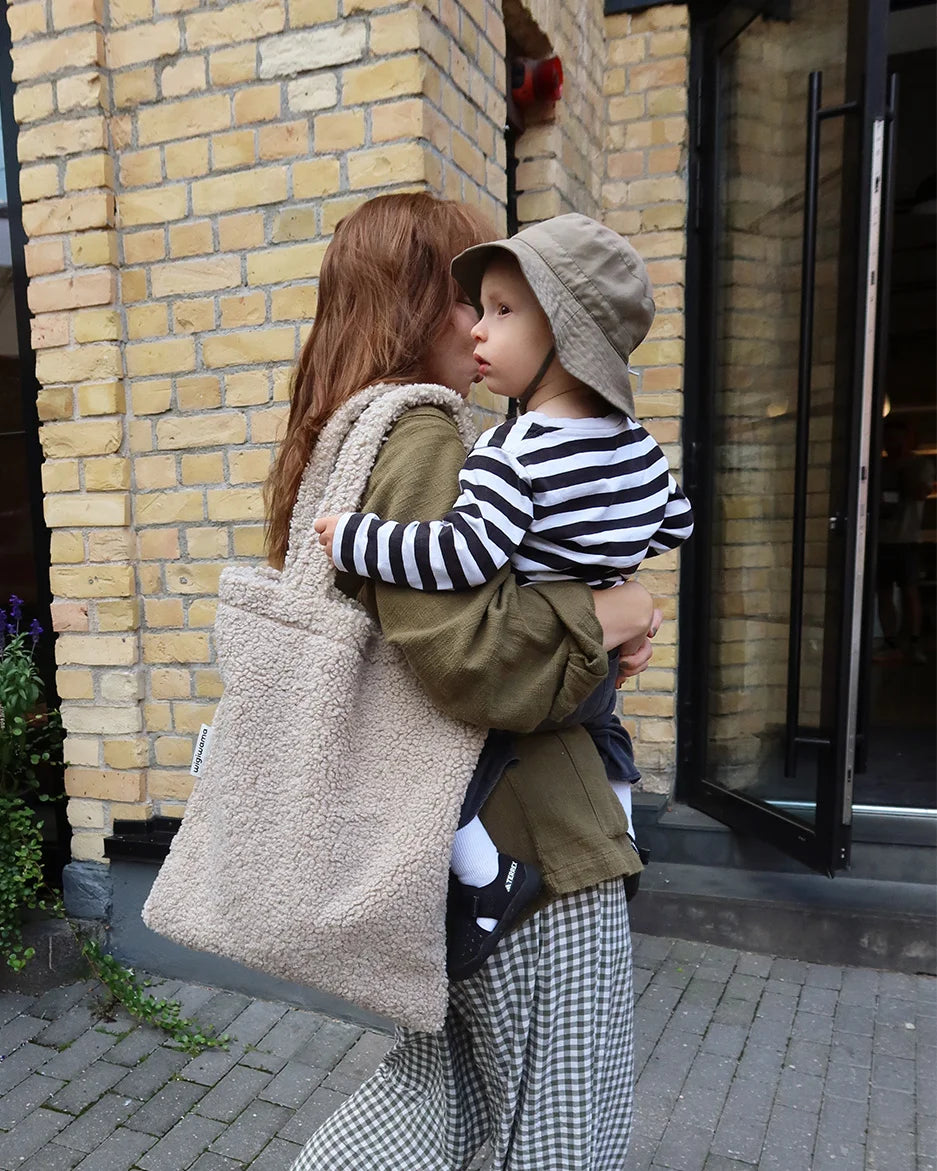 wigiwama-classic-tote-bag-biscuit-teddy-tasche image 3